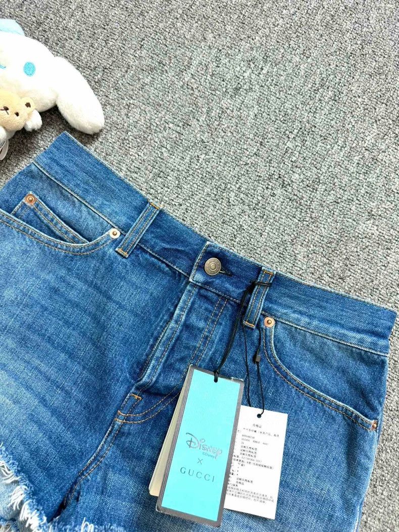 Gucci GucciDisney co-branded blue embroidered Donald Duck washed Size US 26 / EU 42 - 2 Thumbnail