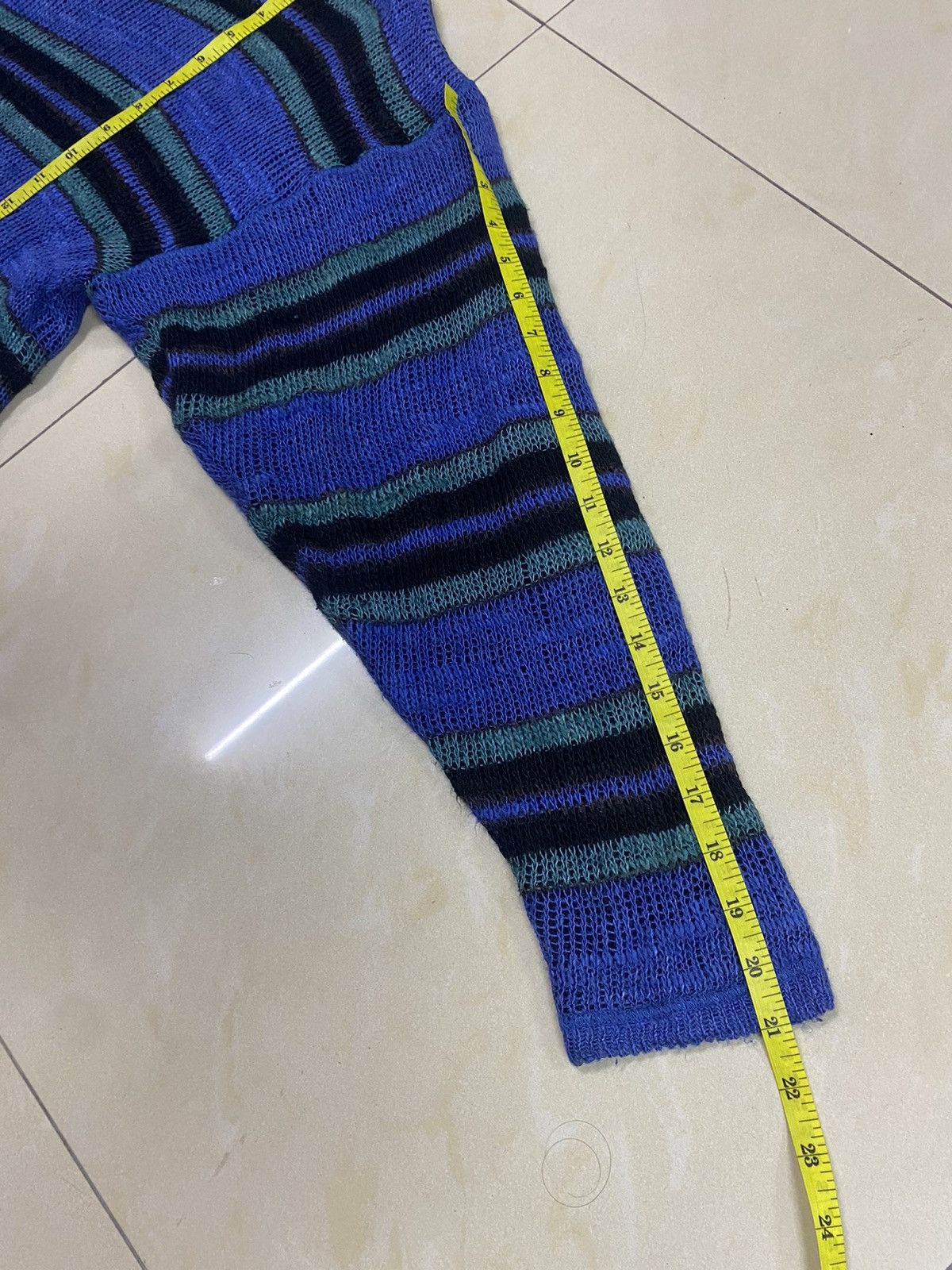 Issey Miyake × Vintage Vintage Issey Miyake Ripped Knit Sweater Size US M / EU 48-50 / 2 - 15 Thumbnail