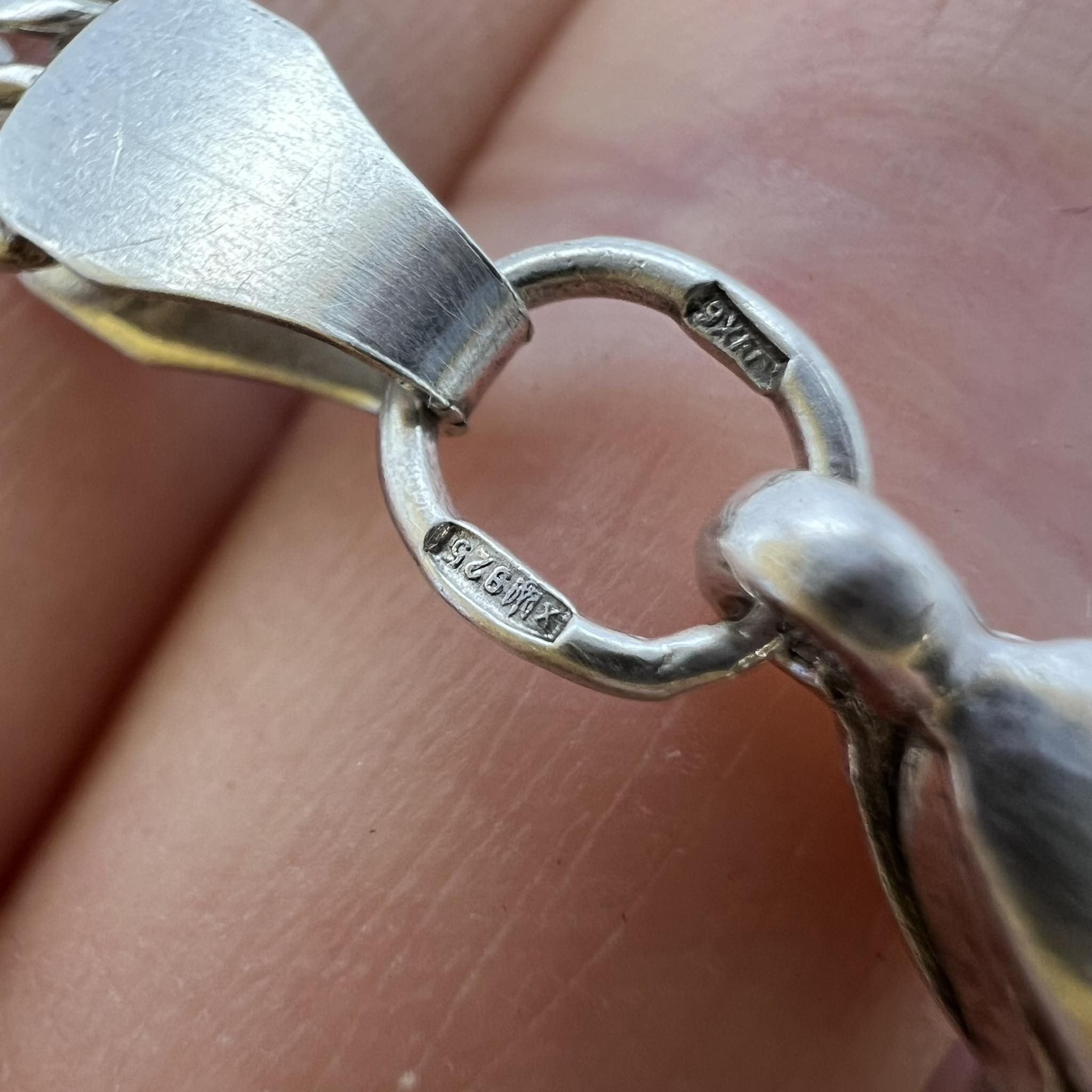 Sterling Silver Huge Vintage Sterling Silver 925 Bracelet Marked 9.4 gr Size ONE SIZE - 5 Thumbnail
