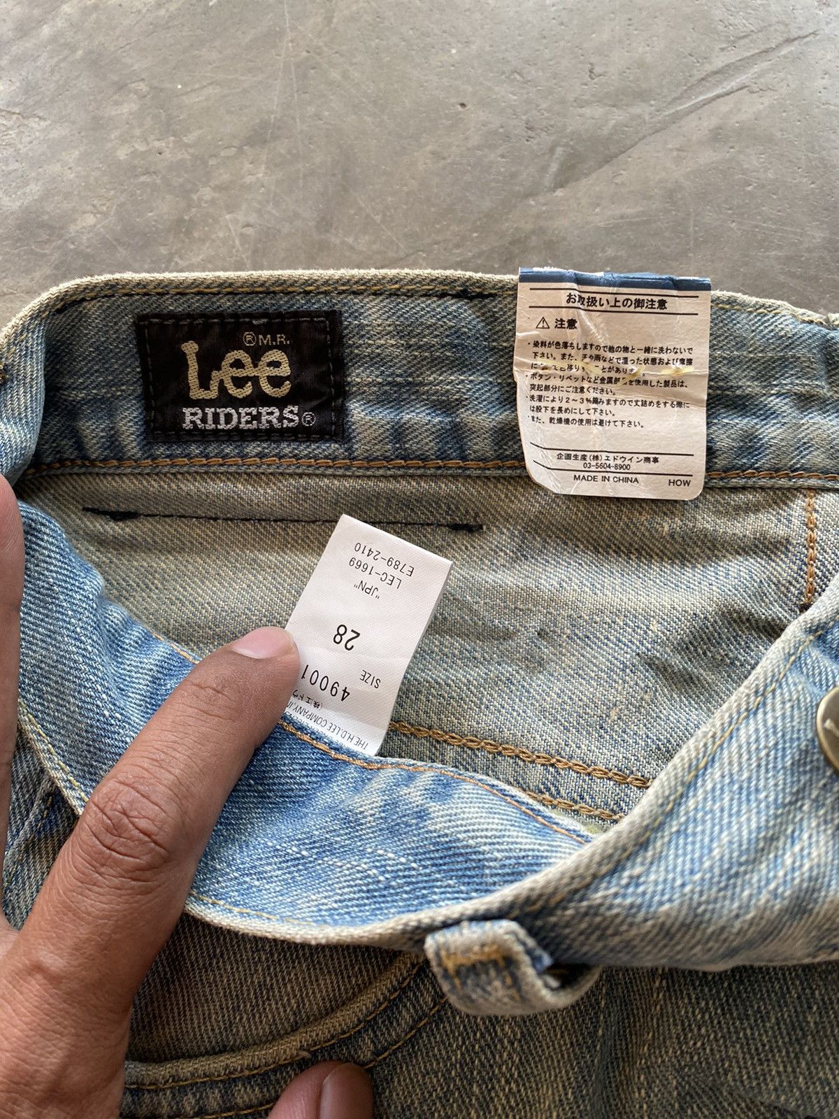 Lee × Vintage Flare Jeans Vintage Lee Riders Fade Distressed Boot Cut Size US 28 / EU 44 - 15 Thumbnail