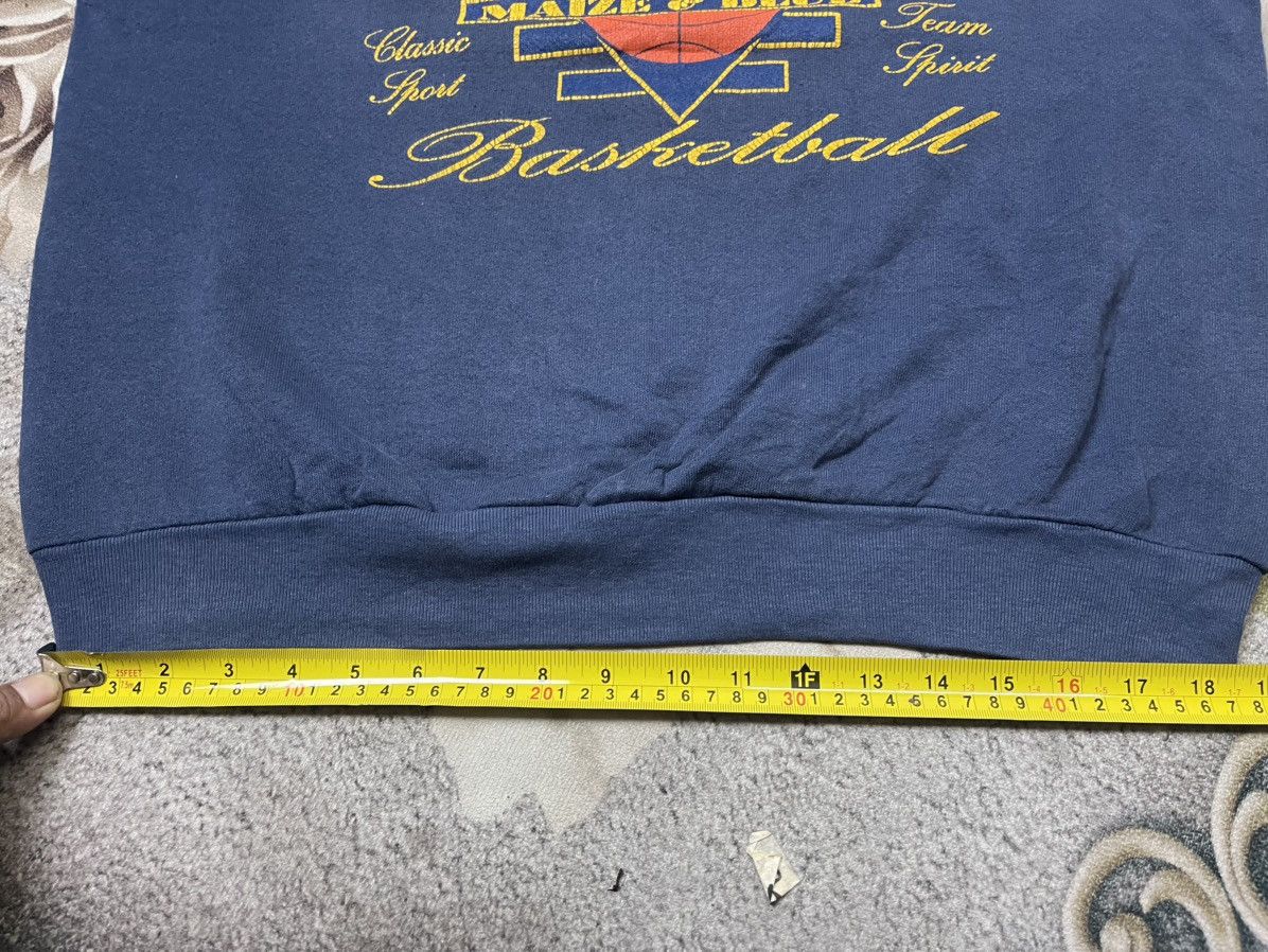 Fruit Of The Loom Vintage Michigan Wolverines Basketball Size US XL / EU 56 / 4 - 7 Thumbnail