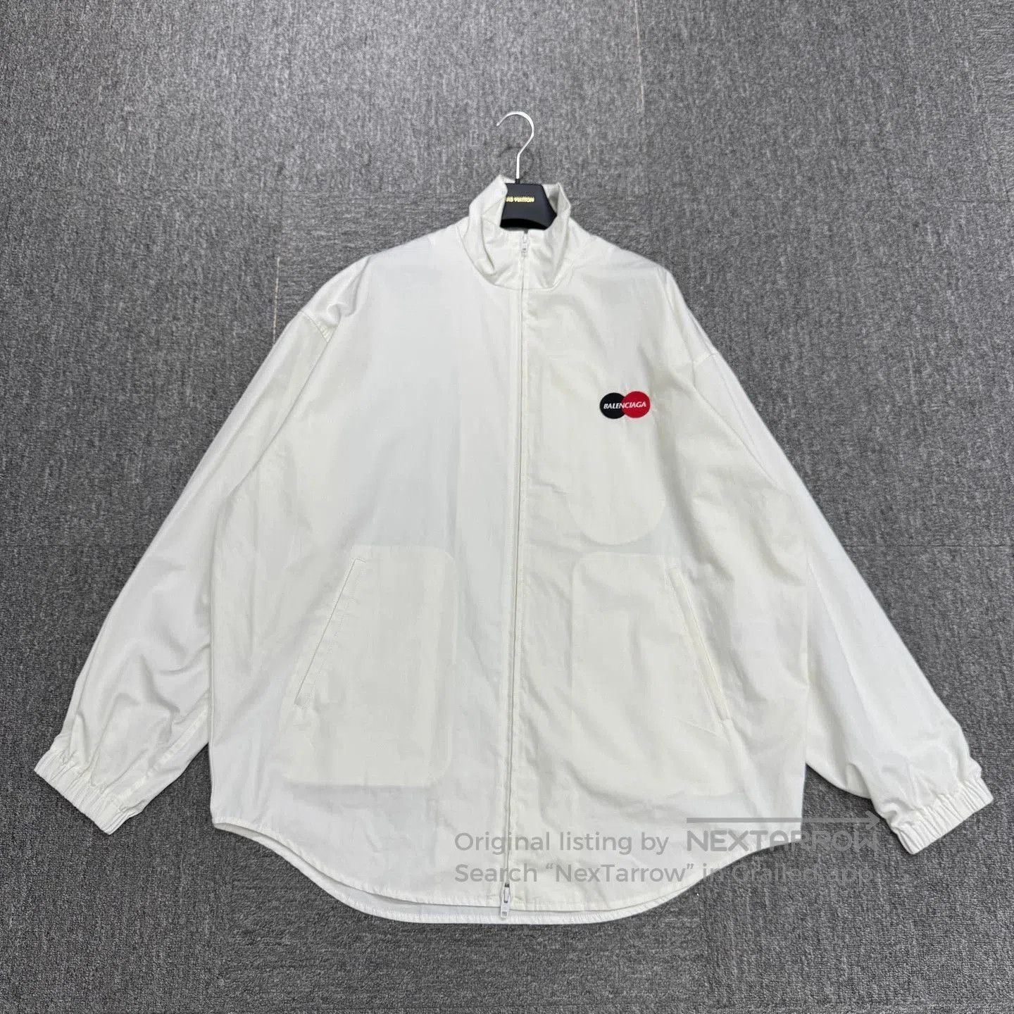 Balenciaga White Lightweight Zip-Up Jacket Size S. Size US S / EU 44-46 / 1 - 1 Thumbnail