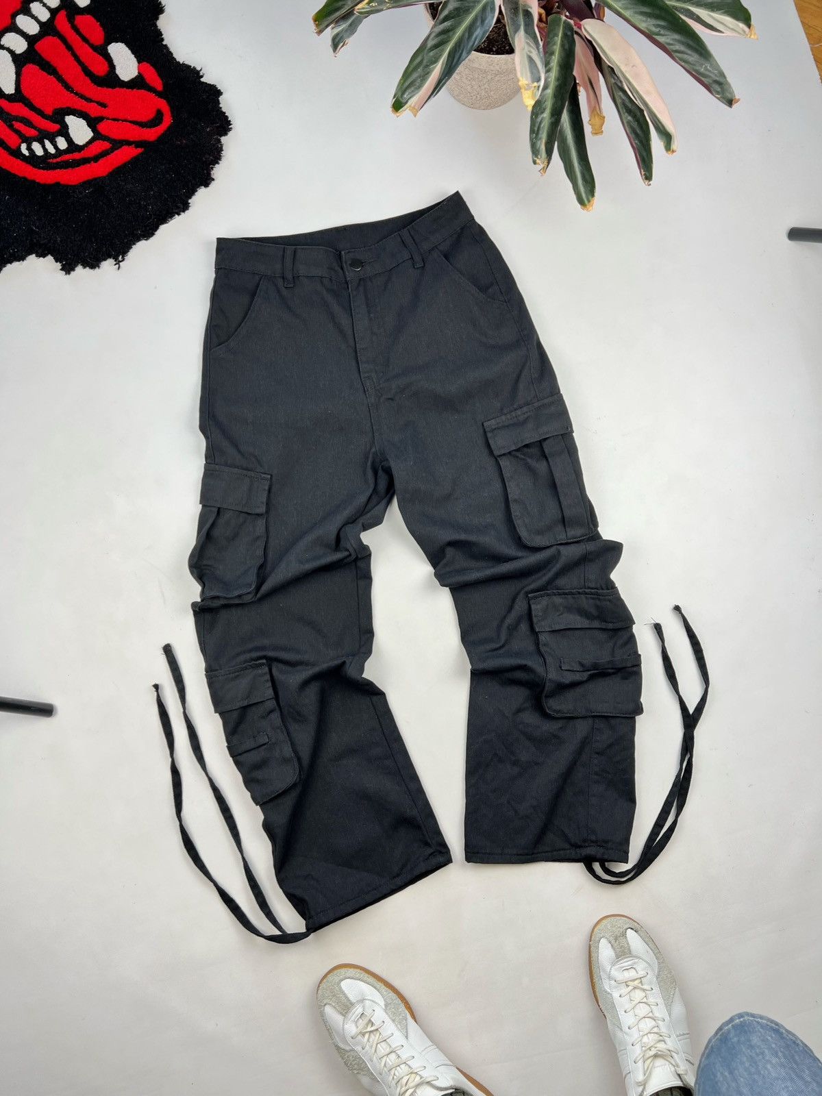 Vintage black cargo pants pocket bondage
