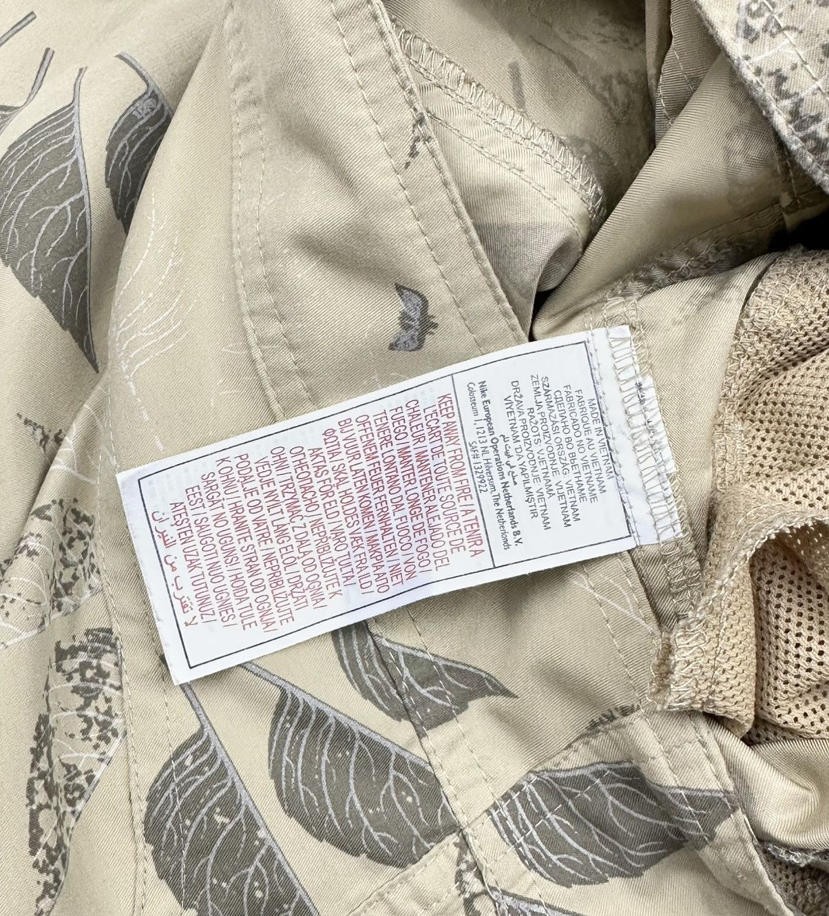 Nike Rare Nike ACG Vintage Shorts Size 32/M Size US 32 / EU 48 - 8 Thumbnail
