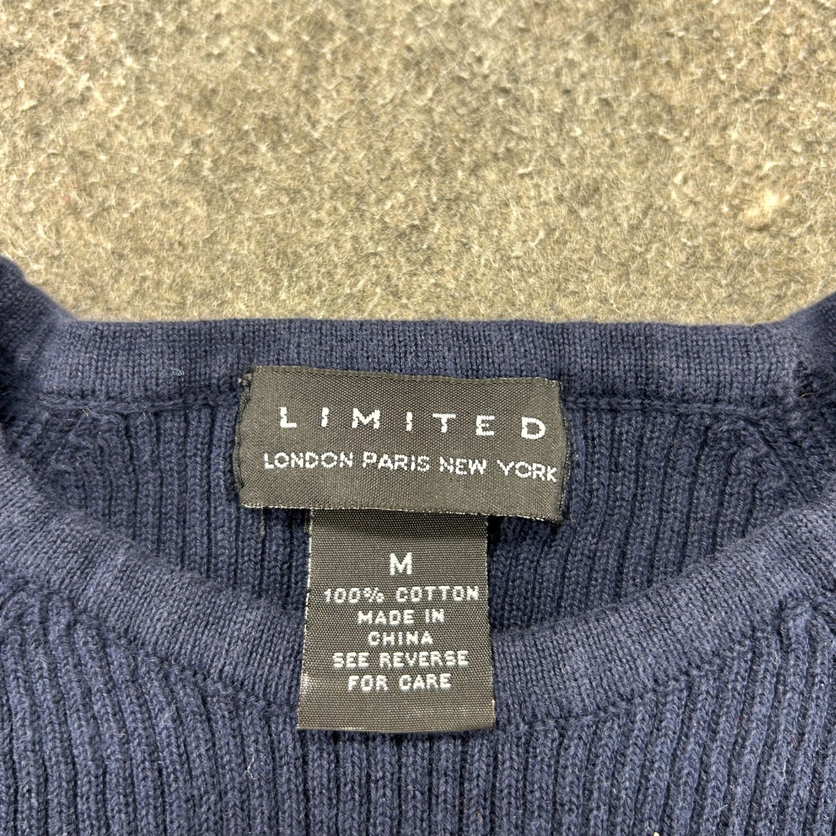 Vintage VINTAGE The Limited Shirt Womens M Blue Navy Crew Neck Knit Cotton Solid Y2K Size M / US 6-8 / IT 42-44 - 2 Thumbnail