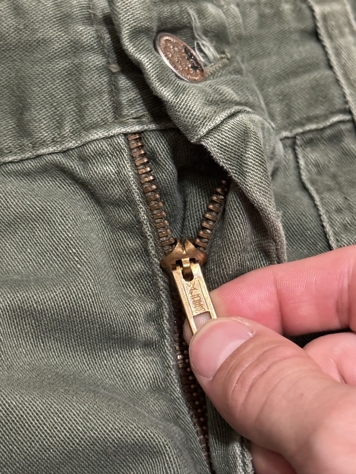Vintage Vtg 60s OG 107 Military Green Sateen Baker Fatigues Pants Size US 28 / EU 44 - 2 Thumbnail
