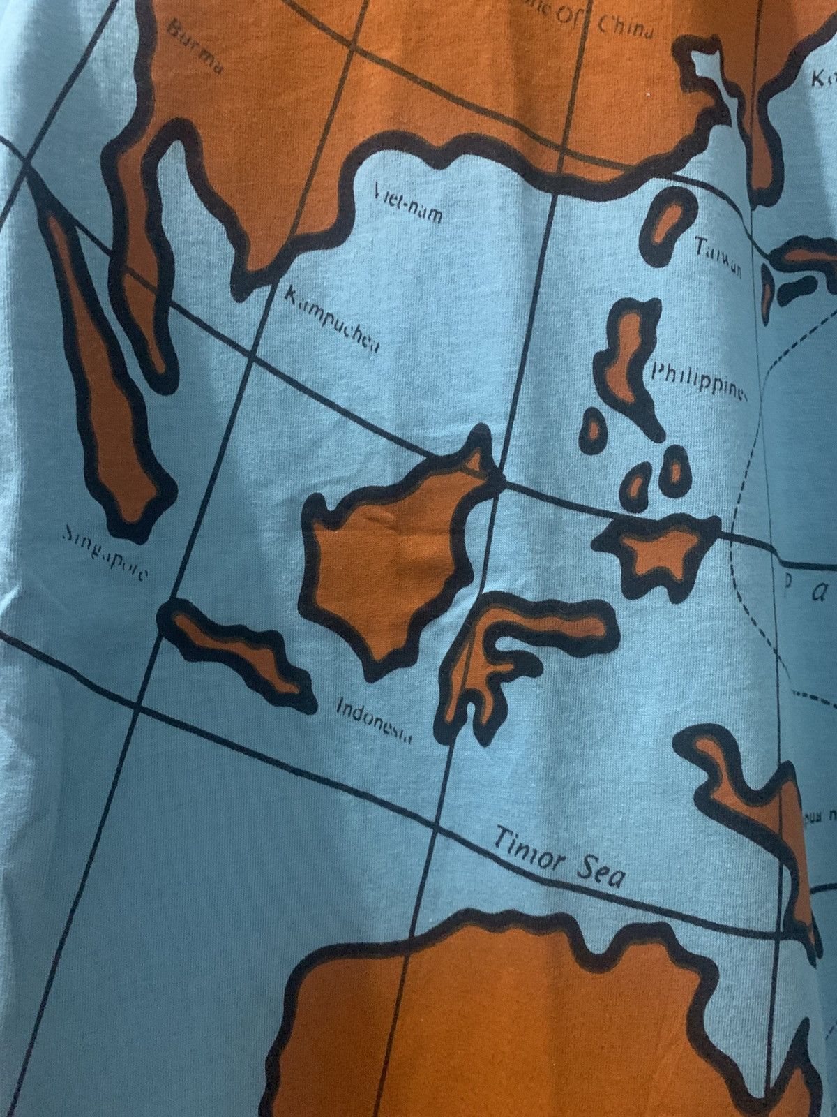 Junko Shimada Vintage JUNKO SHIMADA World Map Tee Size US M / EU 48-50 / 2 - 5 Thumbnail