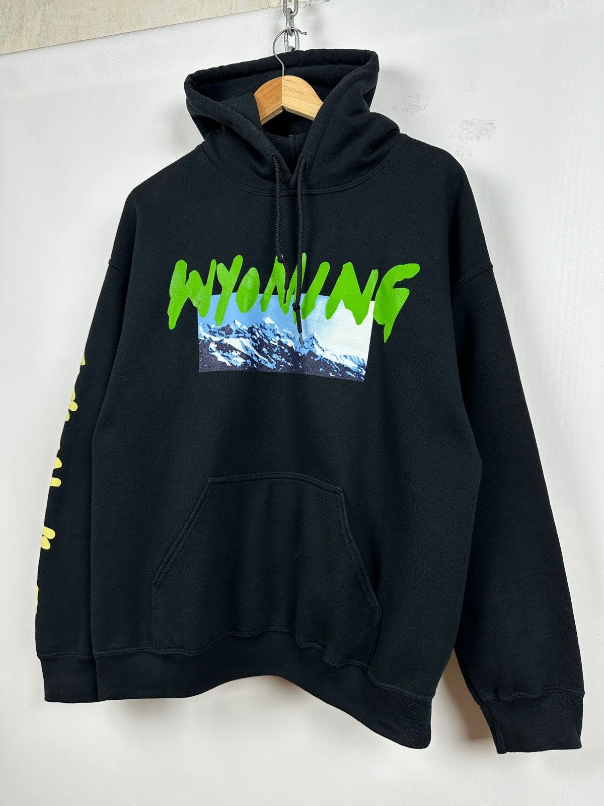 Kanye West 2018 Kanye West Wyoming “Jackson Hole” Black Hoodie Size US L / EU 52-54 / 3 - 4 Thumbnail