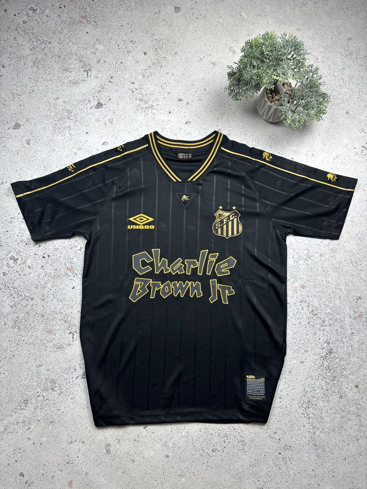 ウェア palace umbro jersey 24ss Palace × Umbro Palace x Umbro Jersey (SS24) | Grailed