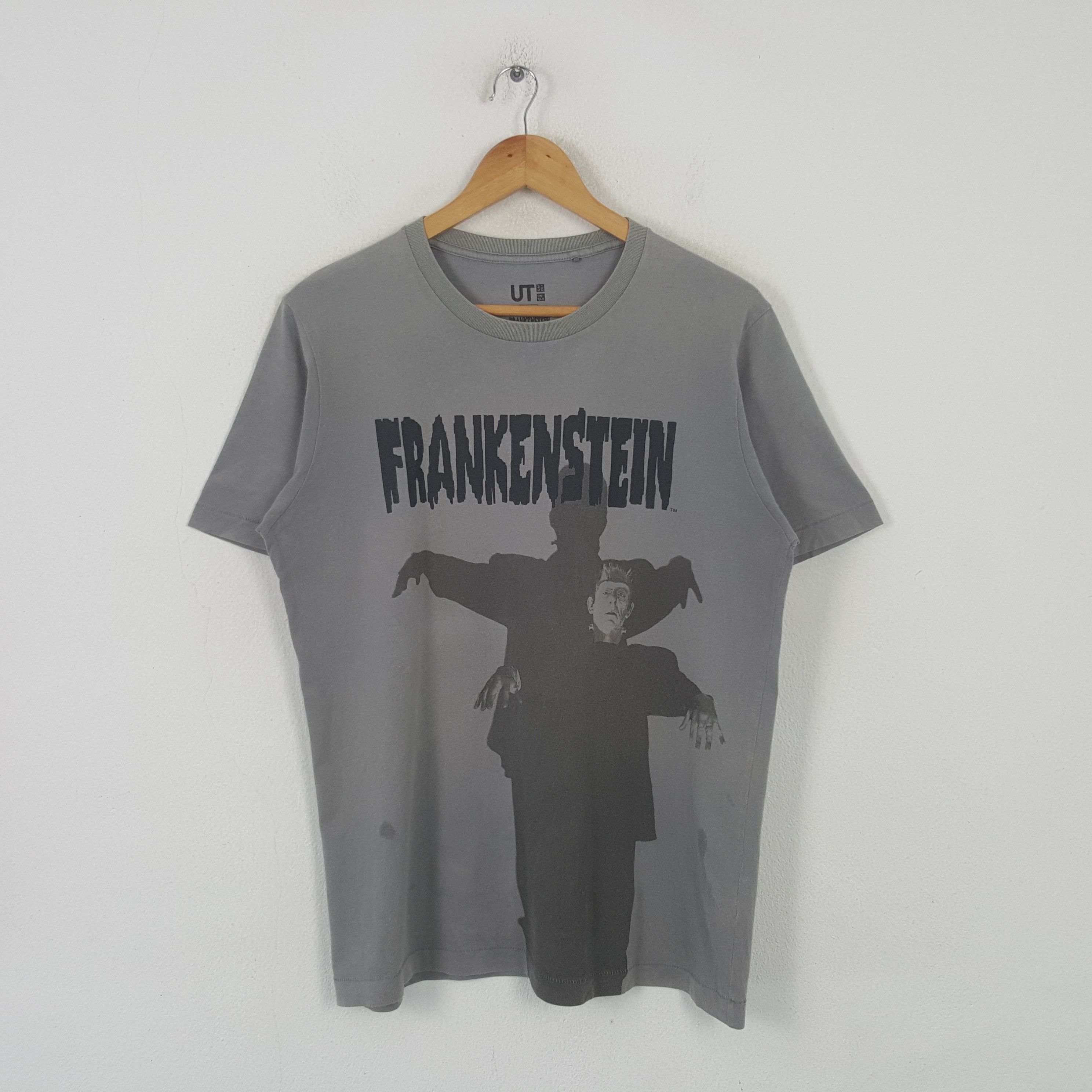 Uniqlo Vintage Frankenstein X Uniqlo Horror Movie Tshirt RR11 Size US M / EU 48-50 / 2 - 1 Thumbnail