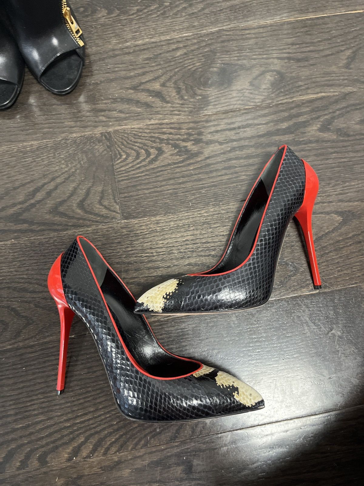 Alexander McQueen McQueen Snakeskin Heels Size US 8.5 / IT 38.5 - 2 Thumbnail