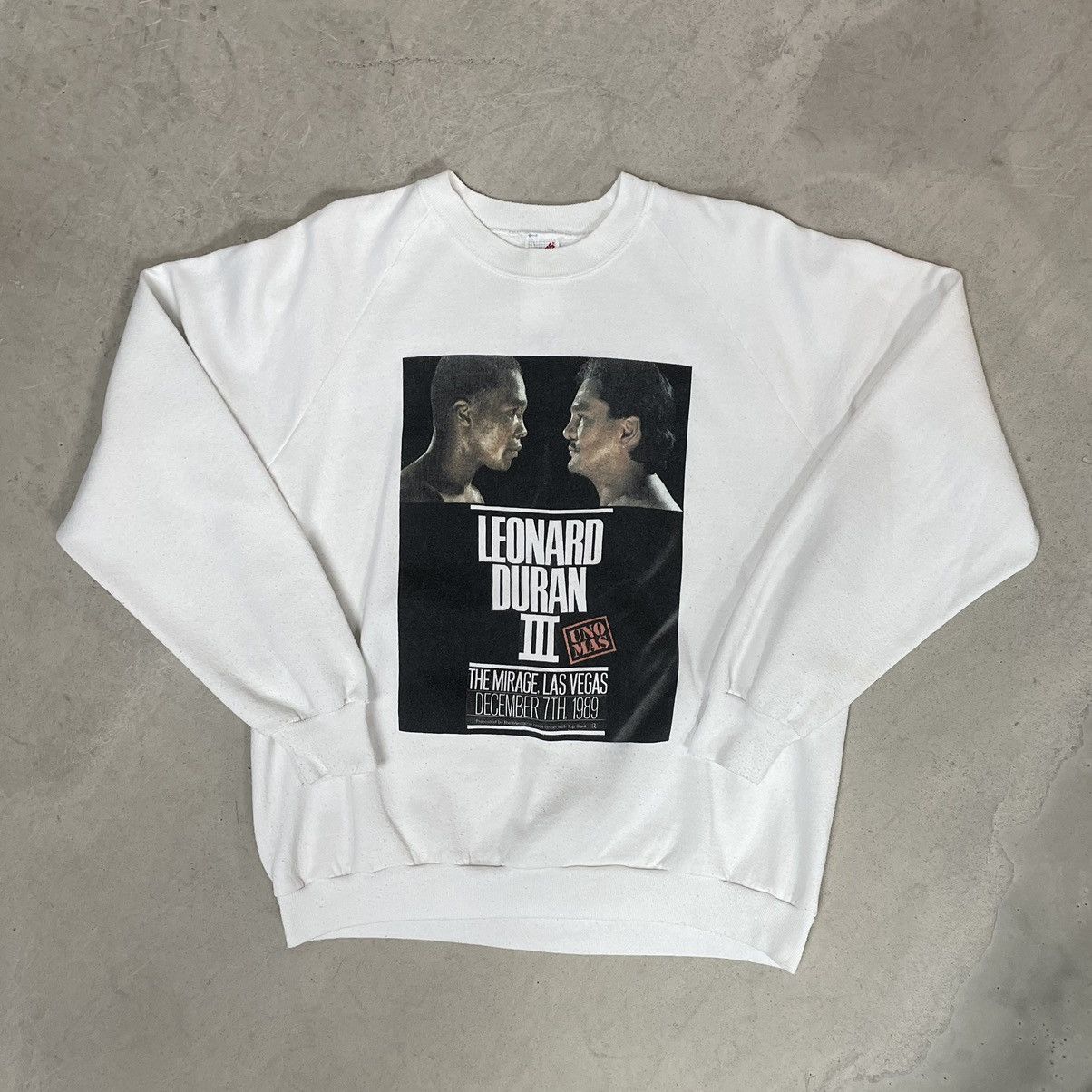 image of Vintage 1989 Boxing Leonard Vs Duran White Crewneck, Men's (Size 2XL)