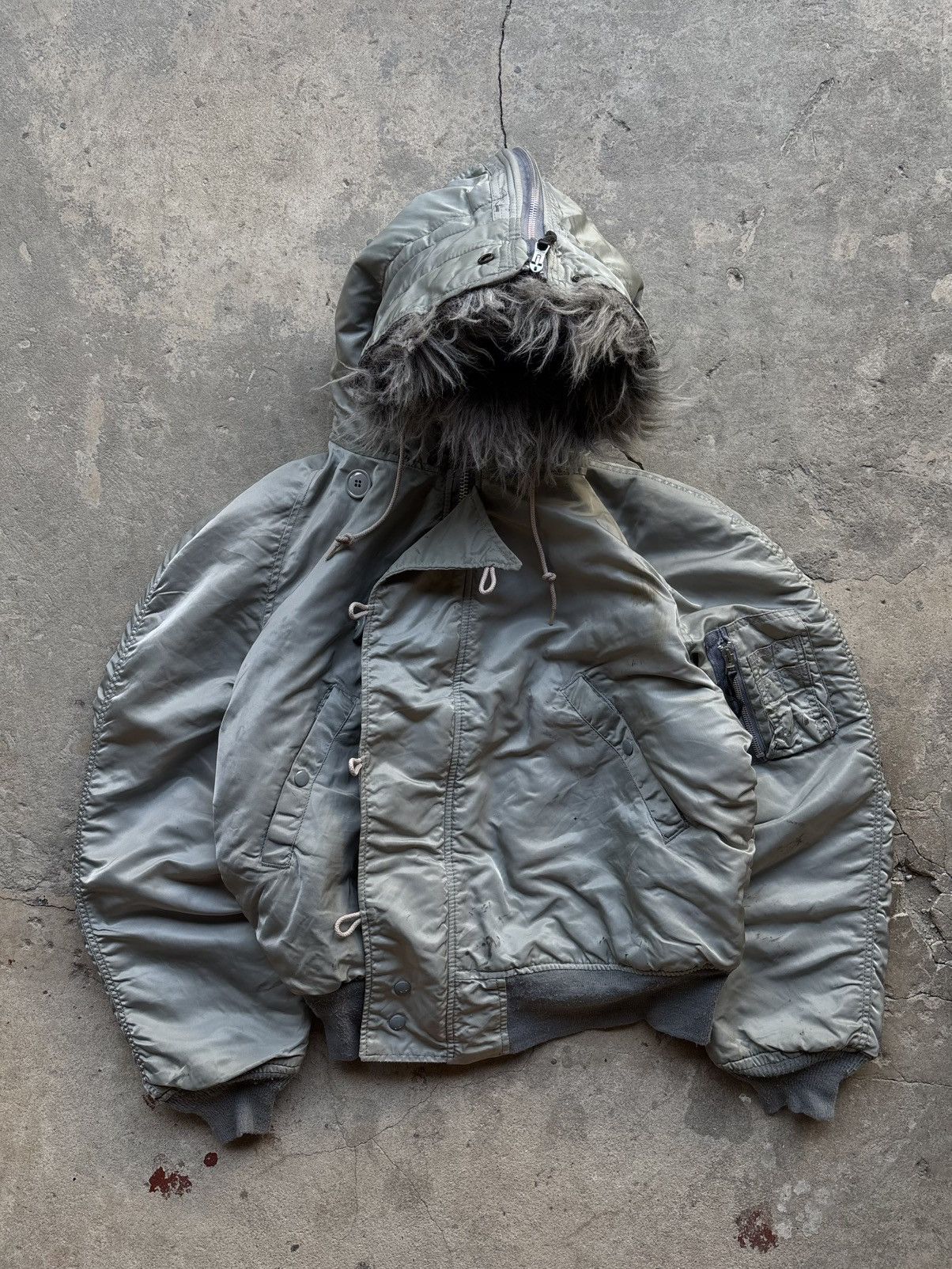 Alpha Industries Alpha Industries N-2B Fur Bomber Jacket Size L Size US L / EU 52-54 / 3 - 1 Thumbnail