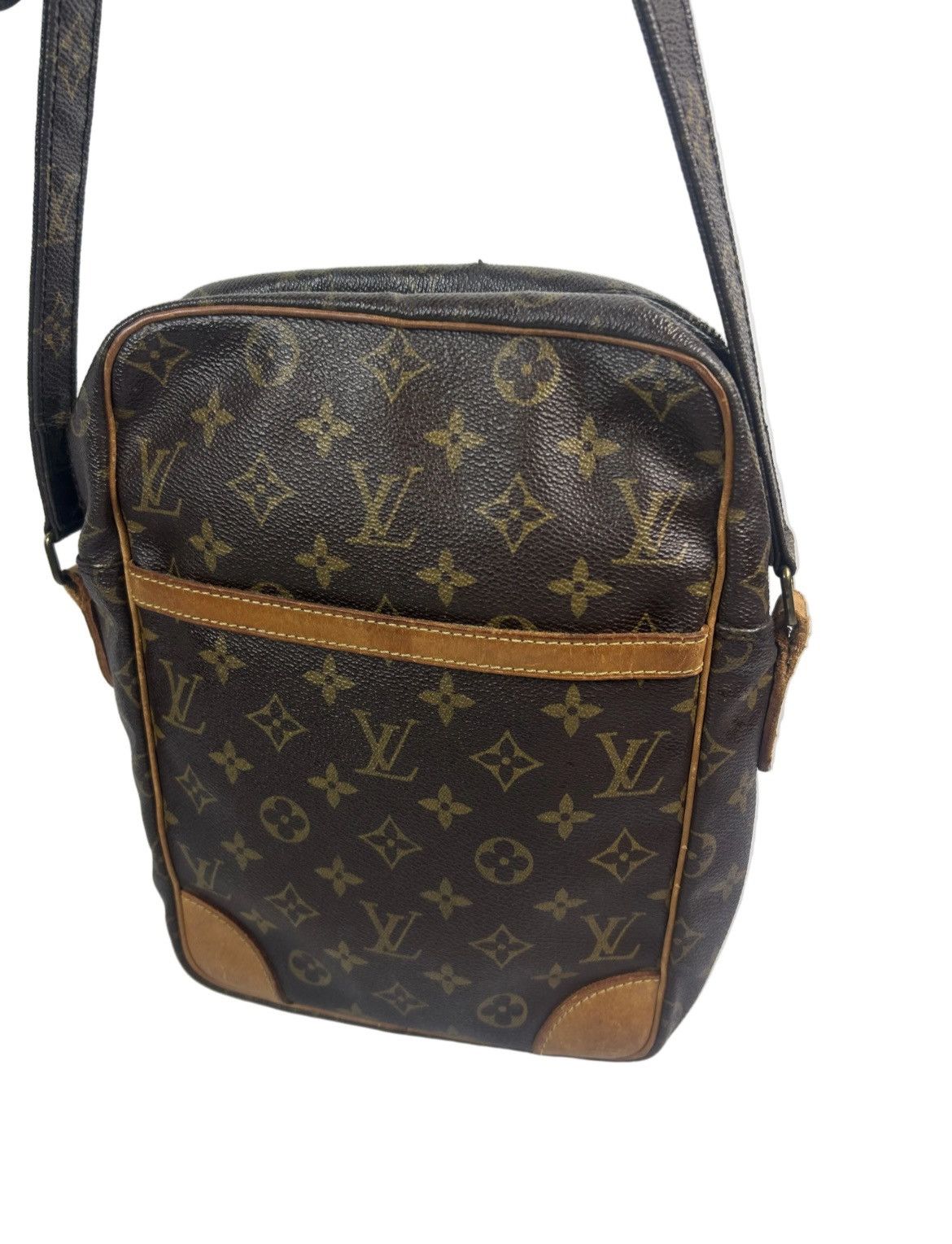 Louis Vuitton Louis Vuitton Monogram Crossbody Bag Size ONE SIZE - 1 Thumbnail