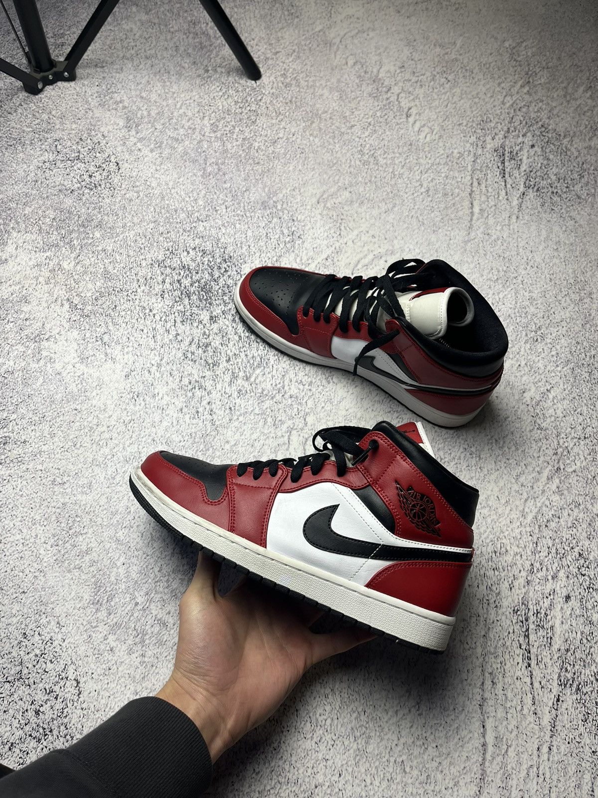 Vintage Sneakers JORDAN MID CHICAGO TOE Nike