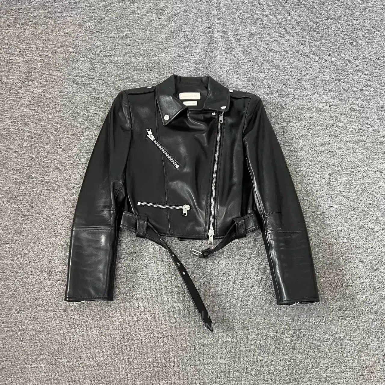 Alexander McQueen Alexander McQueen Short Biker Leather Jacket 38. Size S / US 4 / IT 40 - 1 Thumbnail