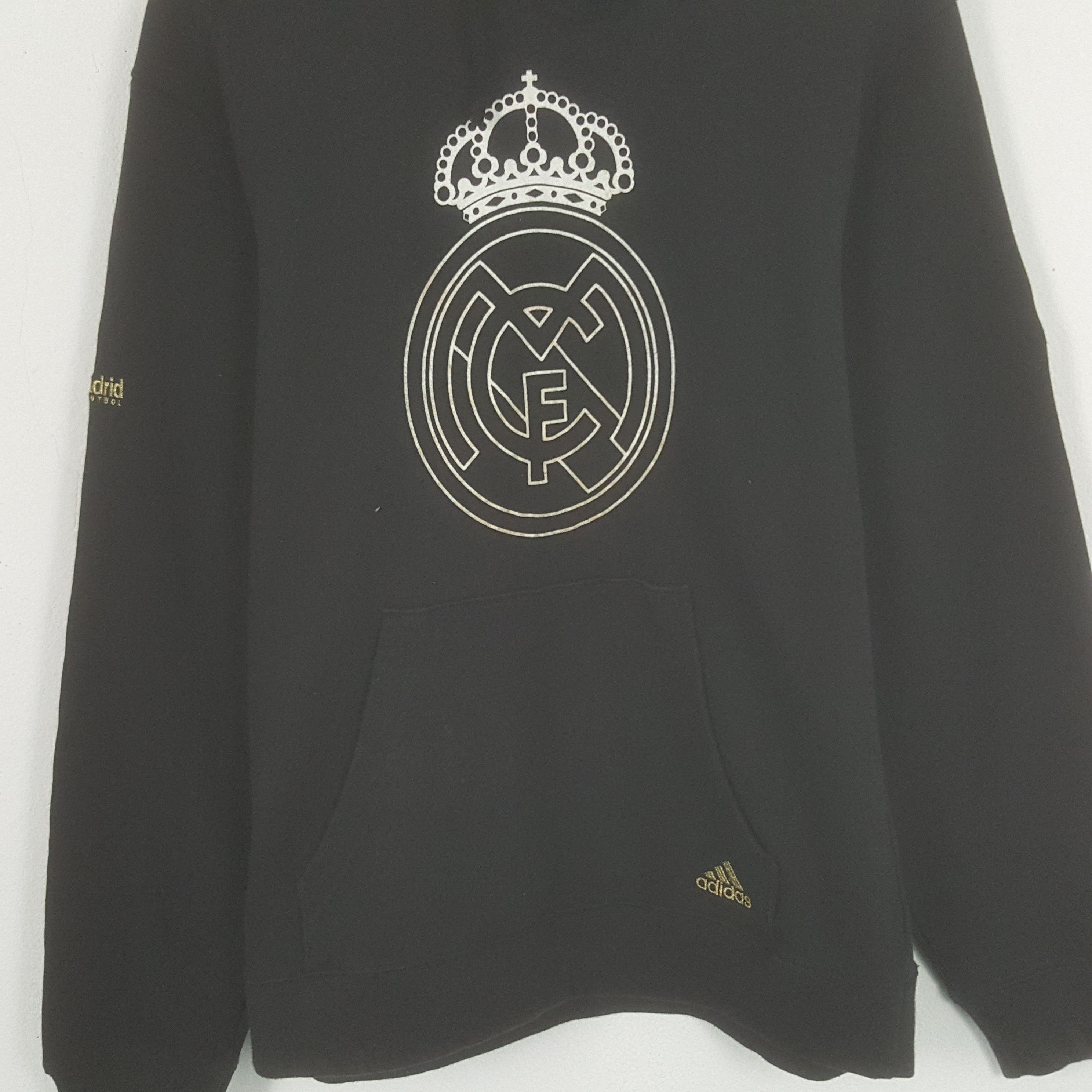 Adidas × Vintage Vintage Adidas x Real Madrid Big Logo Sweatshirt Hoodies Size US S / EU 44-46 / 1 - 2 Thumbnail