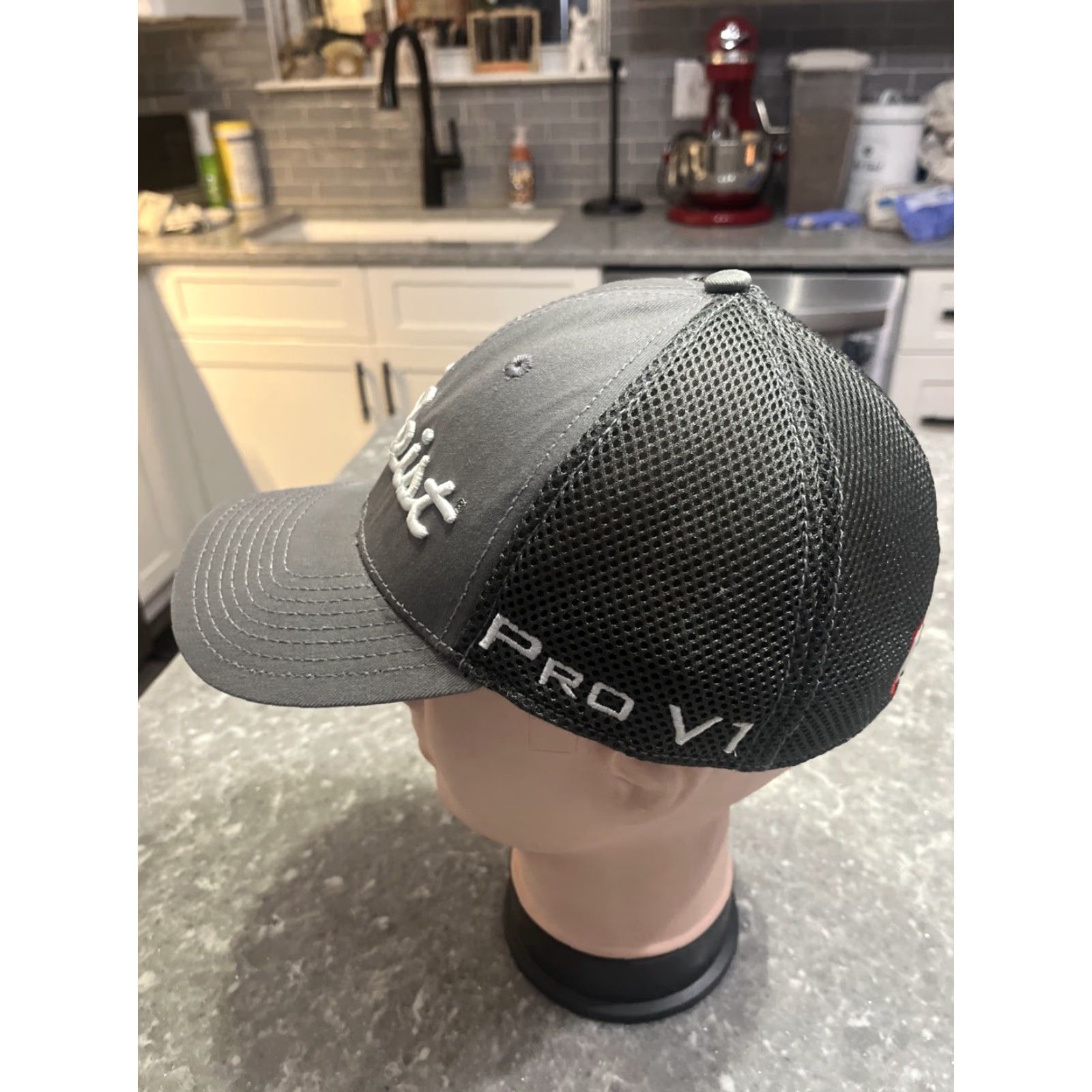Titleist Titleist Pro V1 FJ Gray Golf Hat S/M Embroidered Logo Foot Joy A-Flex Men Size ONE SIZE - 2 Thumbnail