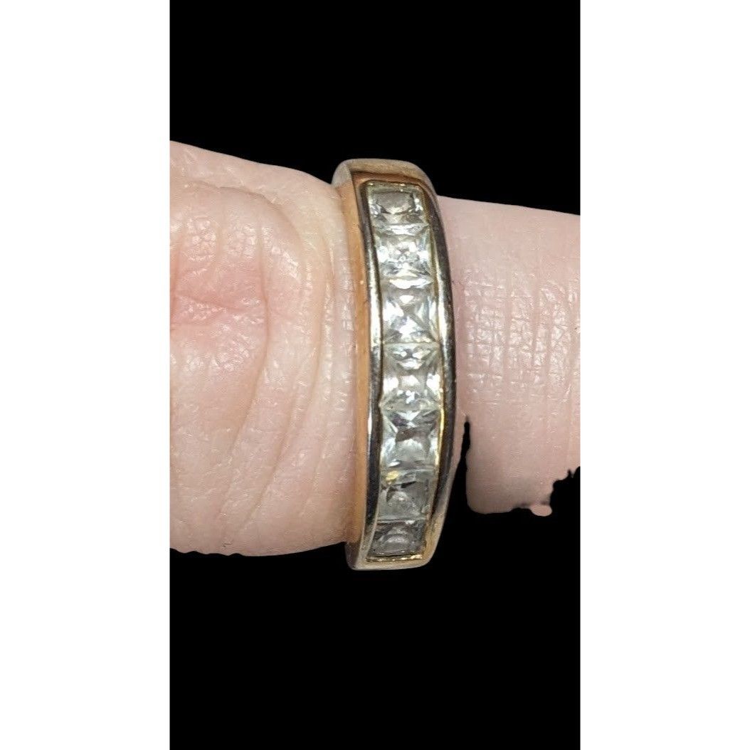 Other Elegant Signed Gold Tone Ring With Clear Gems Size ONE SIZE - 9 Thumbnail
