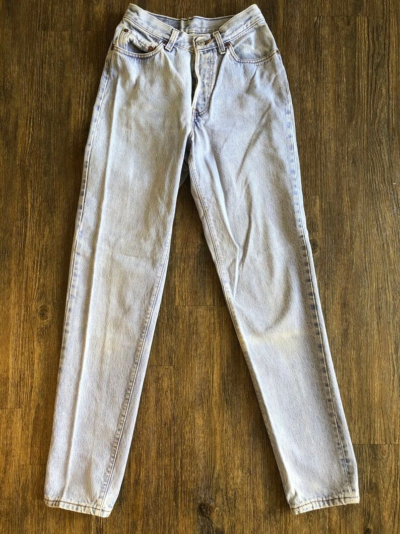 image of Levis x Levis Vintage Clothing Vintage Levi's Bleach Washed High Waisted - Size 5 in Denim, Women's