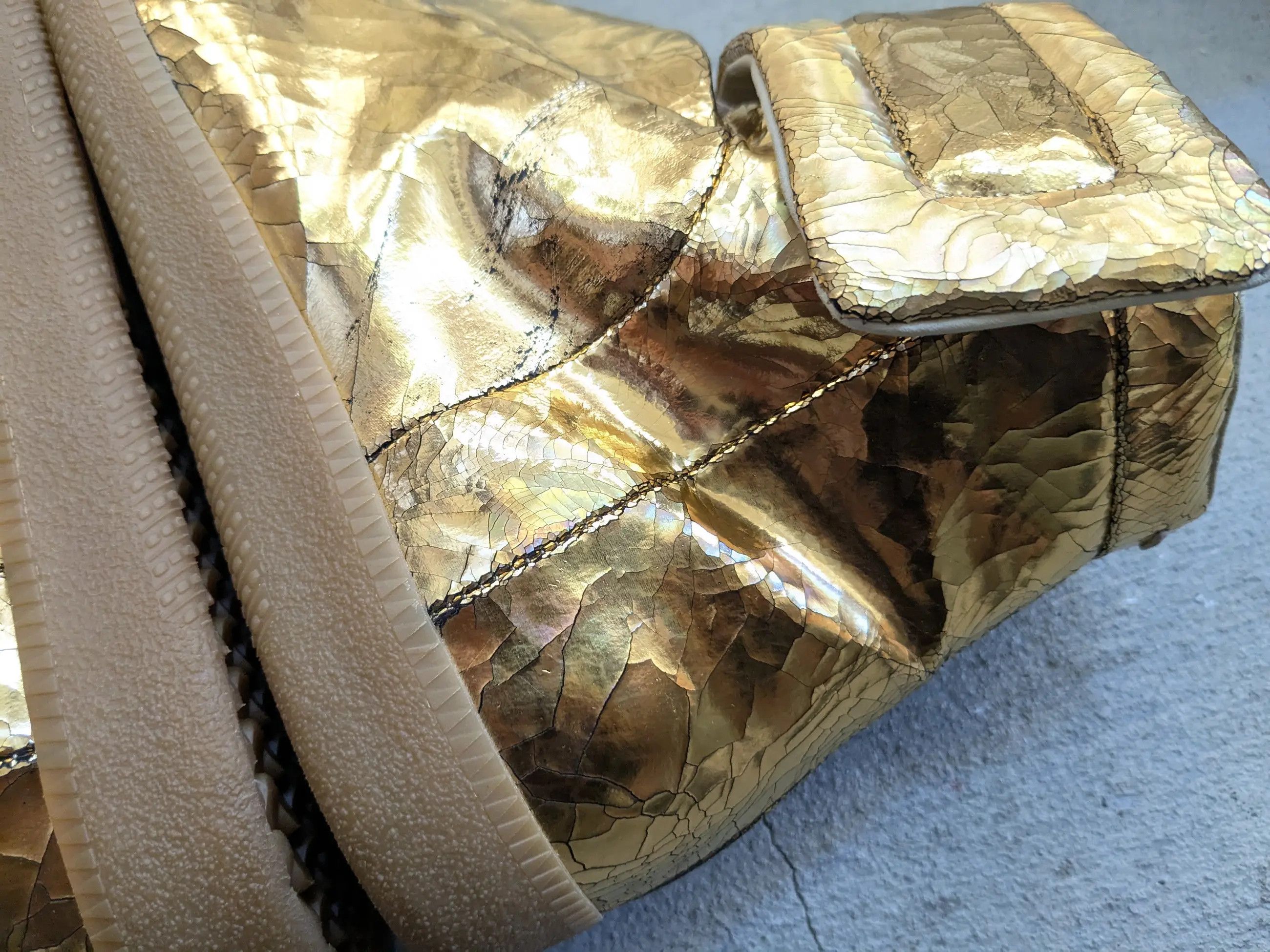 Maison Margiela Maison Margiela Future High Tops Gold 10 43 Cracked Size US 10 / EU 43 - 10 Thumbnail