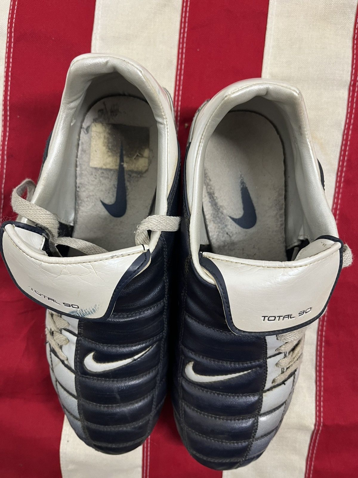 Nike Vintage Nike Total 90 - Iconic Football Boots Size US 7.5 / EU 40-41 - 8 Thumbnail