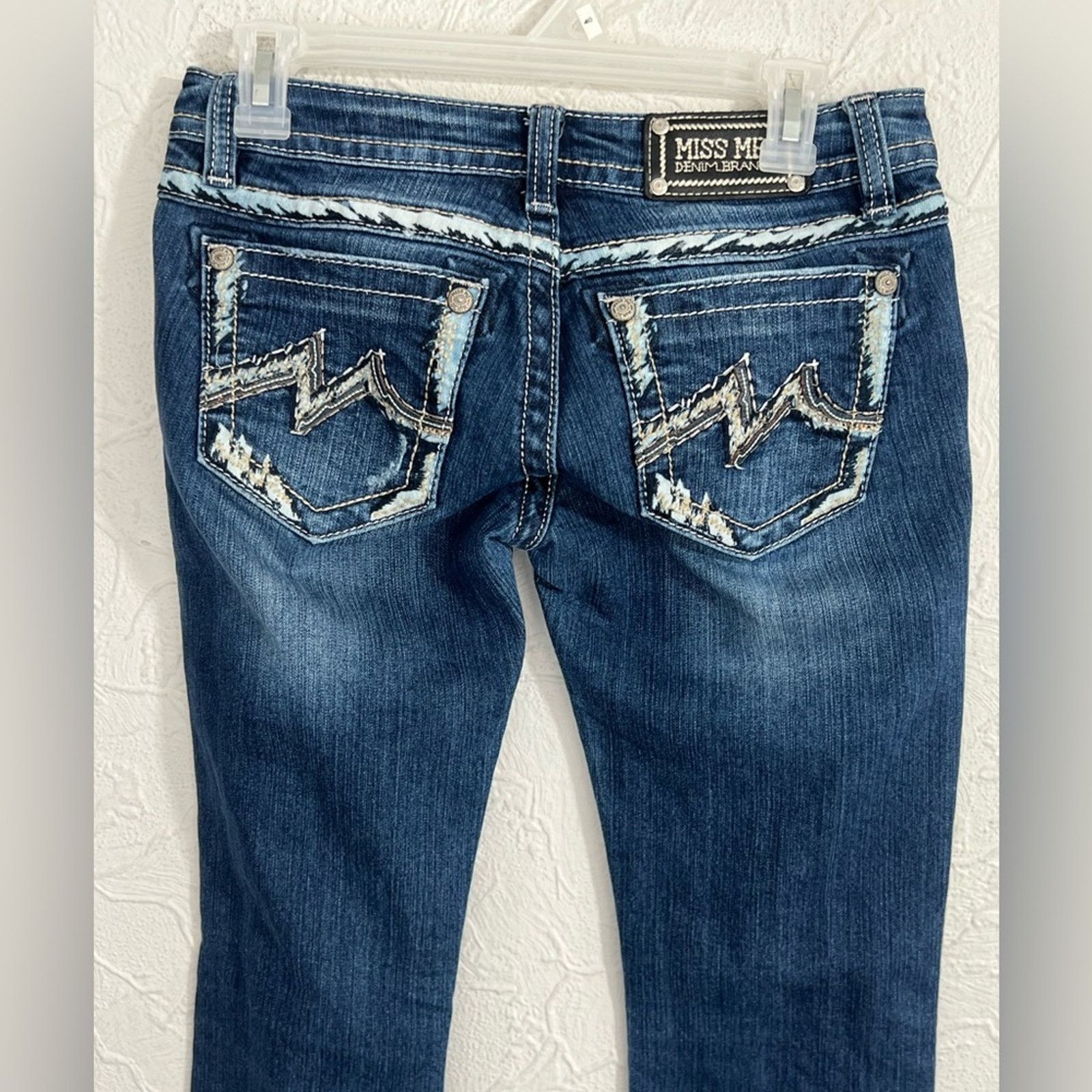 Miss Me Miss Me Women's Size 27 Signature Boot Low-Rise Jeans 30x33 Size 27" / US 4 / IT 40 - 7 Thumbnail
