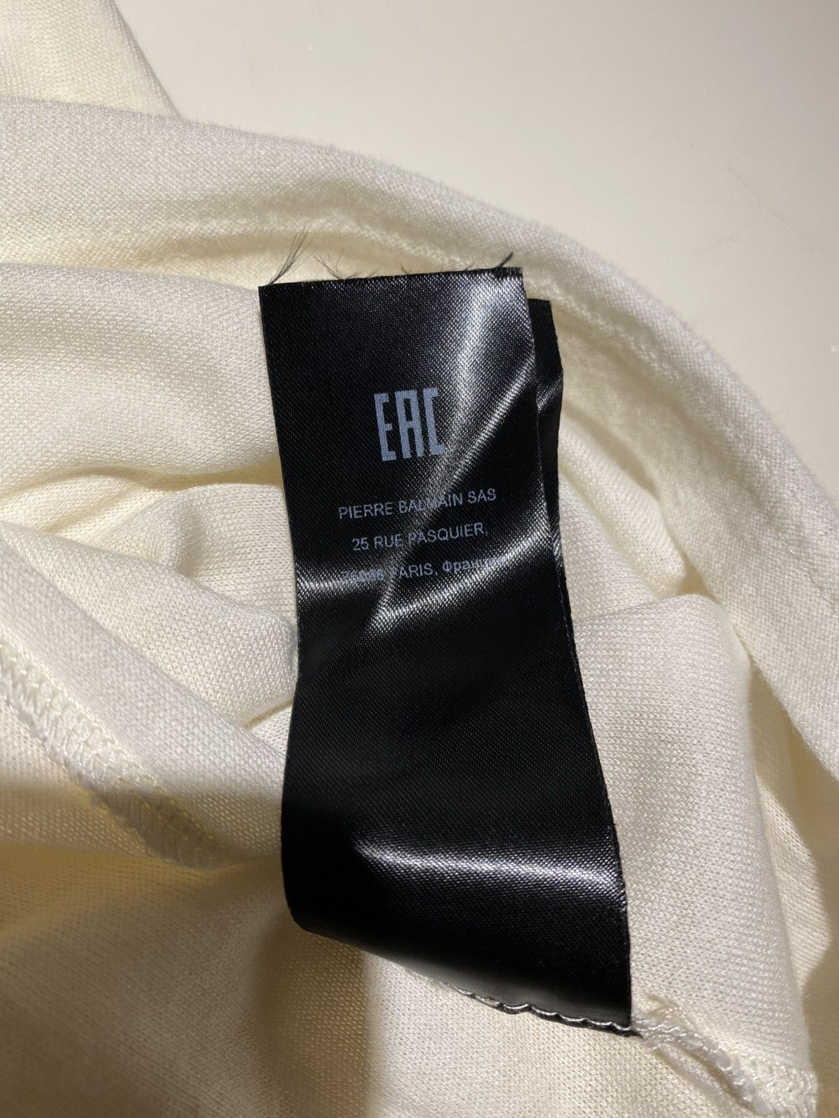 Balmain Balmain Cream White Velvet Logo Tee Size US XL / EU 56 / 4 - 9 Thumbnail