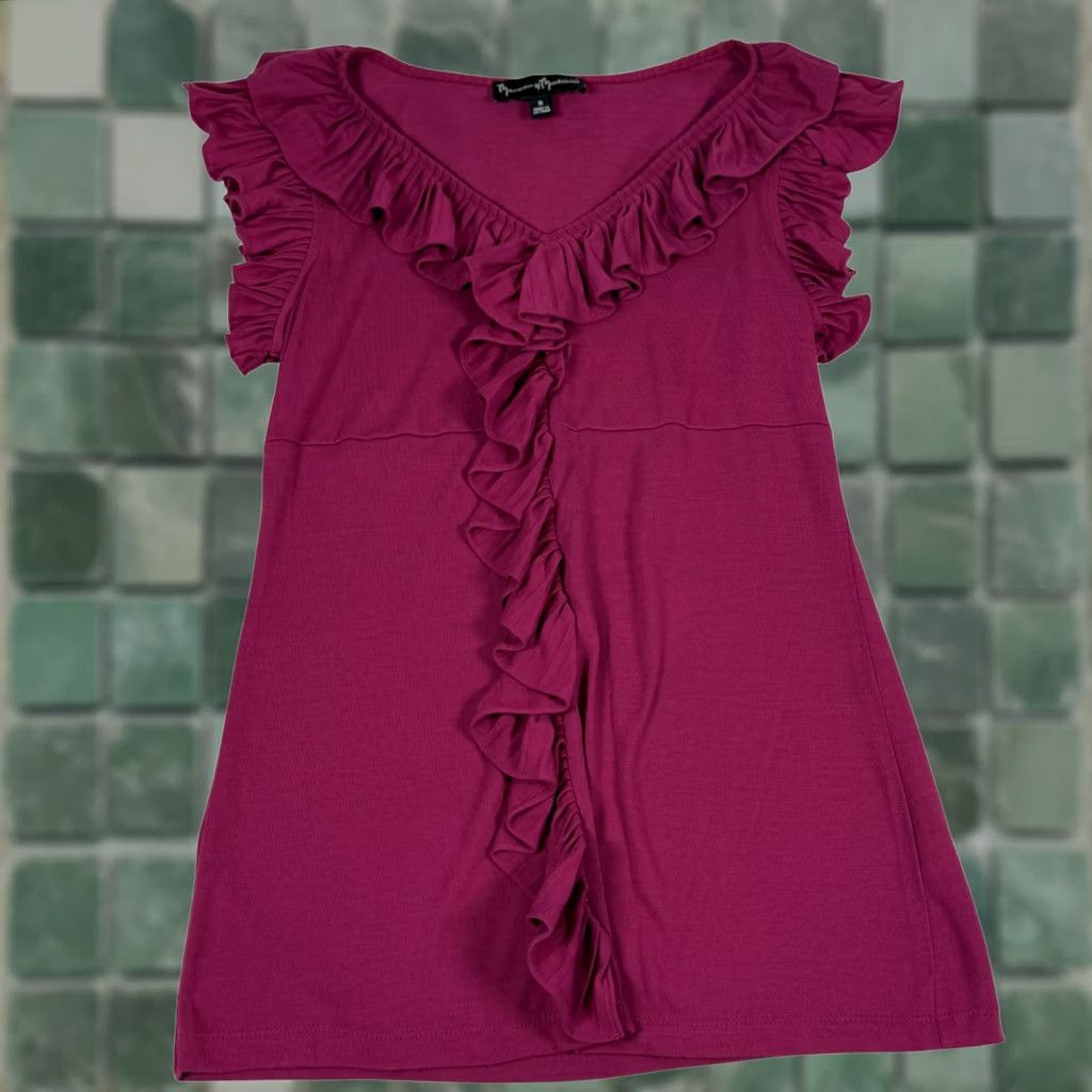 Vintage Mercer & Madison Shirt Womens Small Ruffle V Neck Sleeveless Top Stretch Office Pink Blouse Womens Small V-Neck Sleeveless Shirt Size S / US 4 / IT 40 - 1 Thumbnail