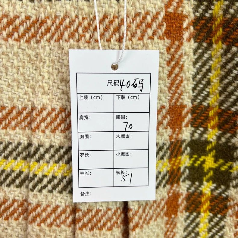 Gucci GucciPlaid color block knitted short skirt 2503-Nextarrow Size 26" / US 2 / IT 38 - 5 Thumbnail