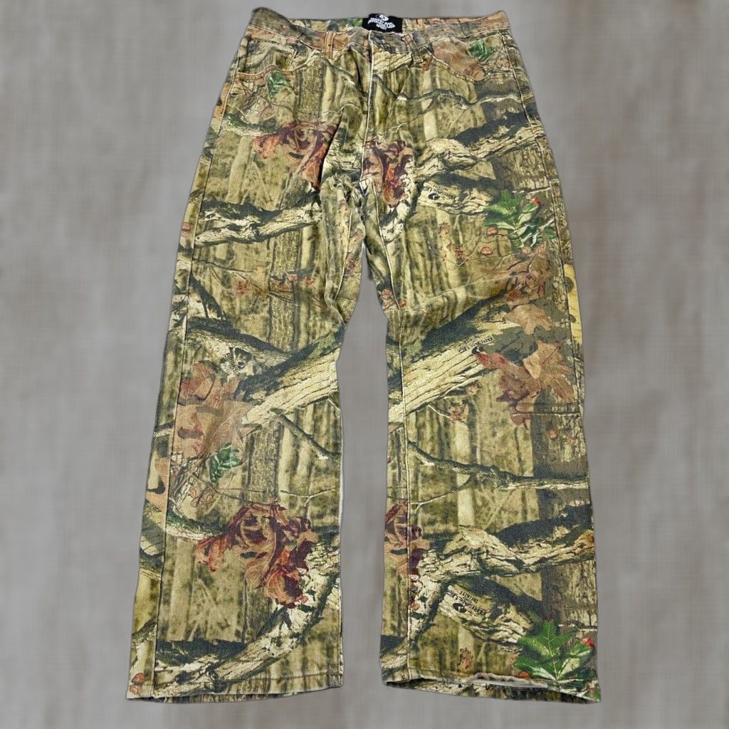 Vintage Vintage Mossy Oak Camo Jeans Men 36x30 Straight Leg Denim Pants Fall Winter Spring Summer Easy Care Size US 36 / EU 52 - 1 Thumbnail