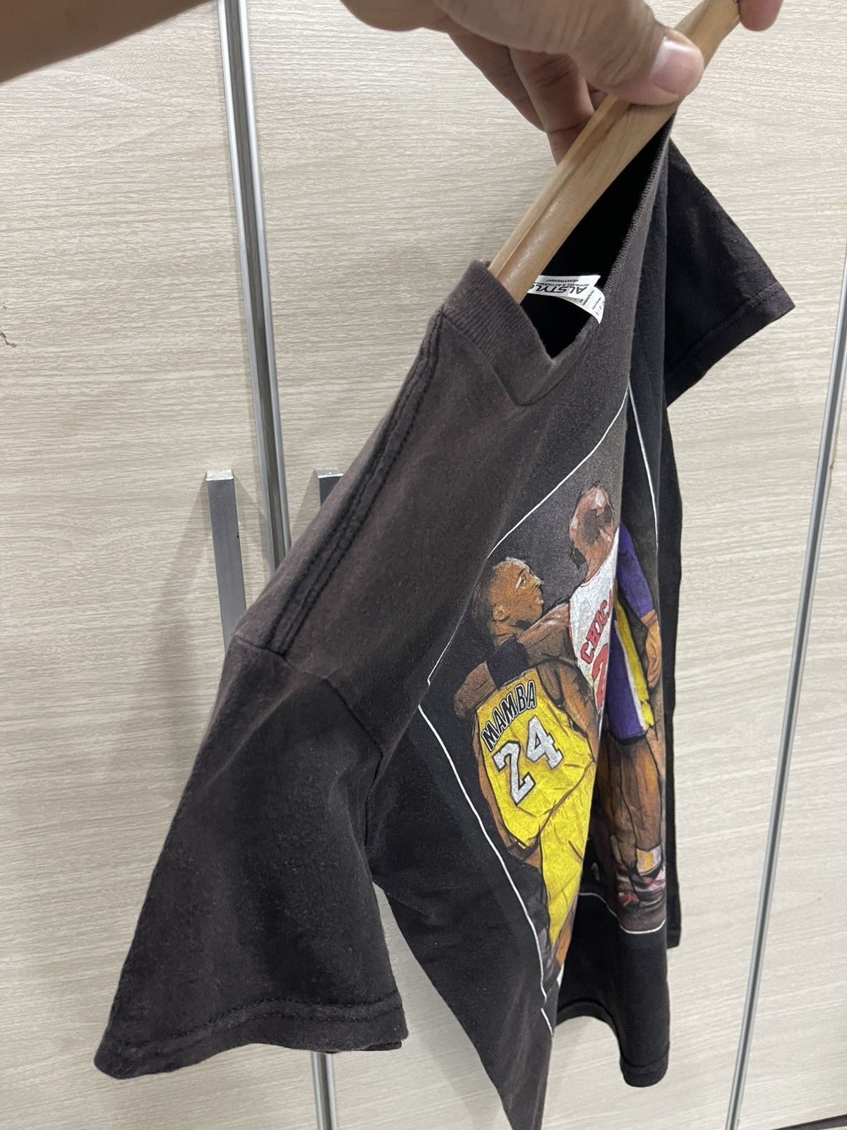 NBA Vintage Kobe Bryant Michael Jordan LeBrom James T-Shirt Size US S / EU 44-46 / 1 - 7 Thumbnail