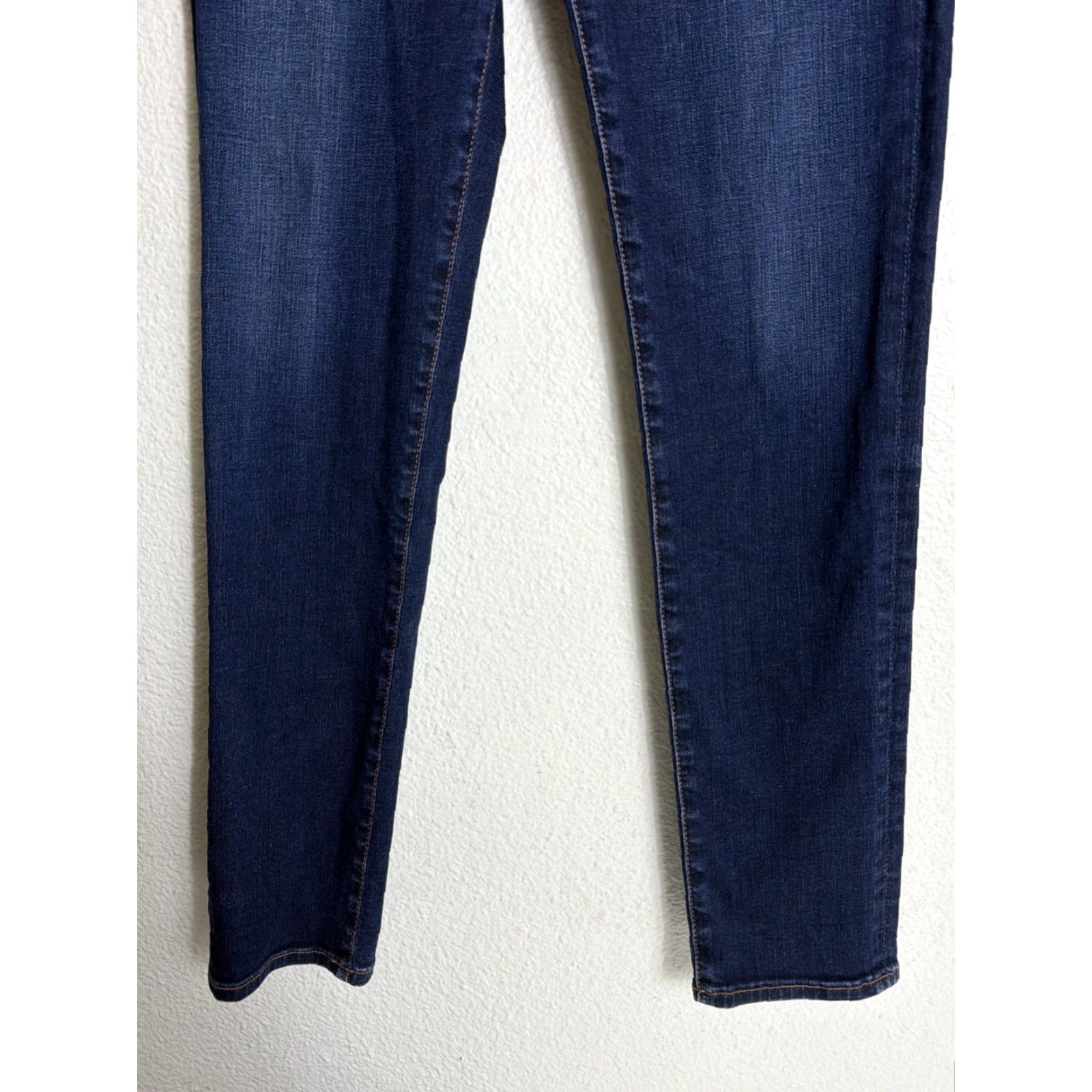 Vintage AG Adriano Goldschmied The Prima Mid Rise Cigarette Jeans Womens 30R Dark Wash Size 30" / US 8 / IT 44 - 3 Thumbnail