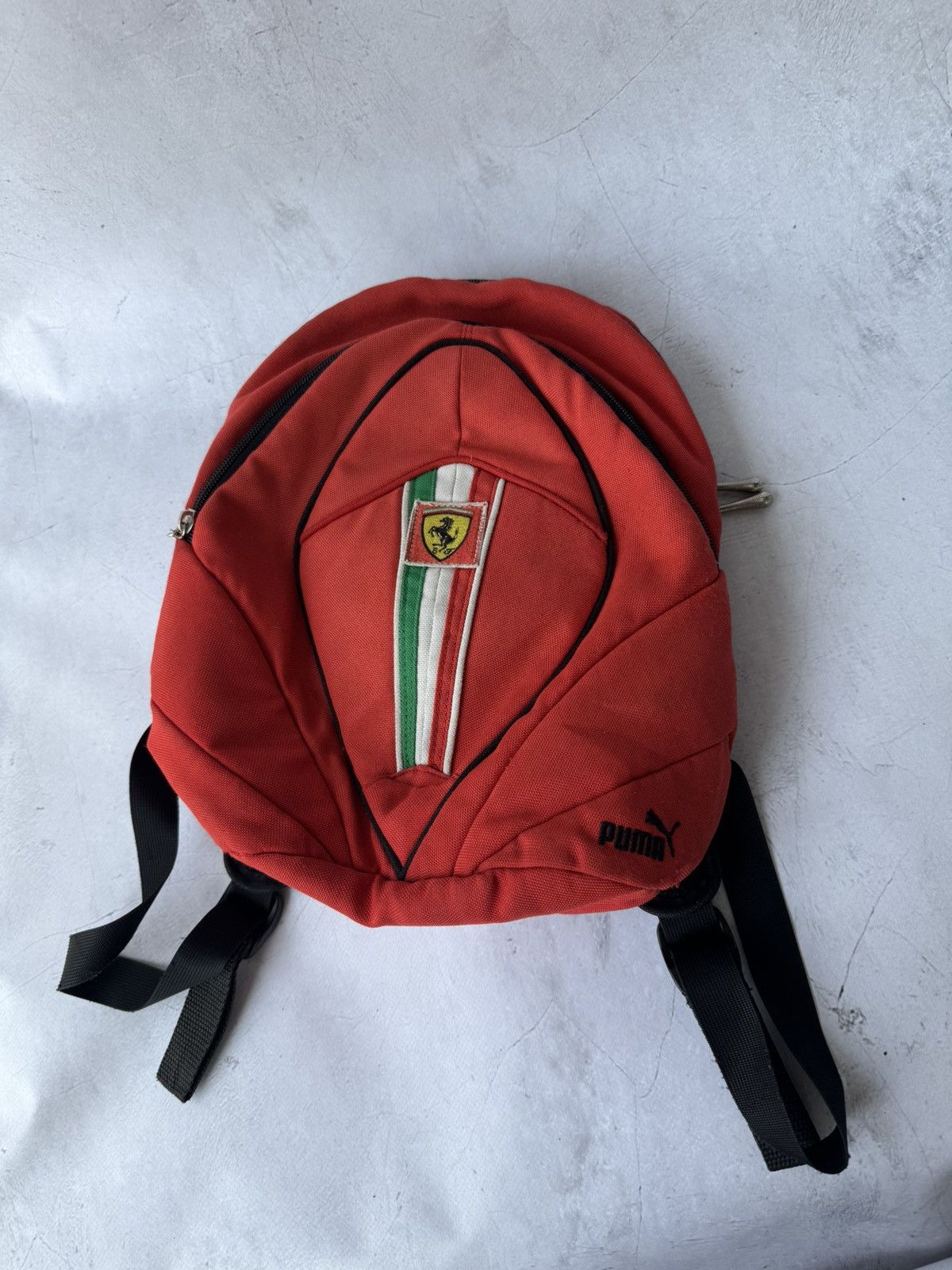 Ferrari × Puma × Vintage Puma Ferrari Backpack Vintage Size ONE SIZE - 2 Thumbnail