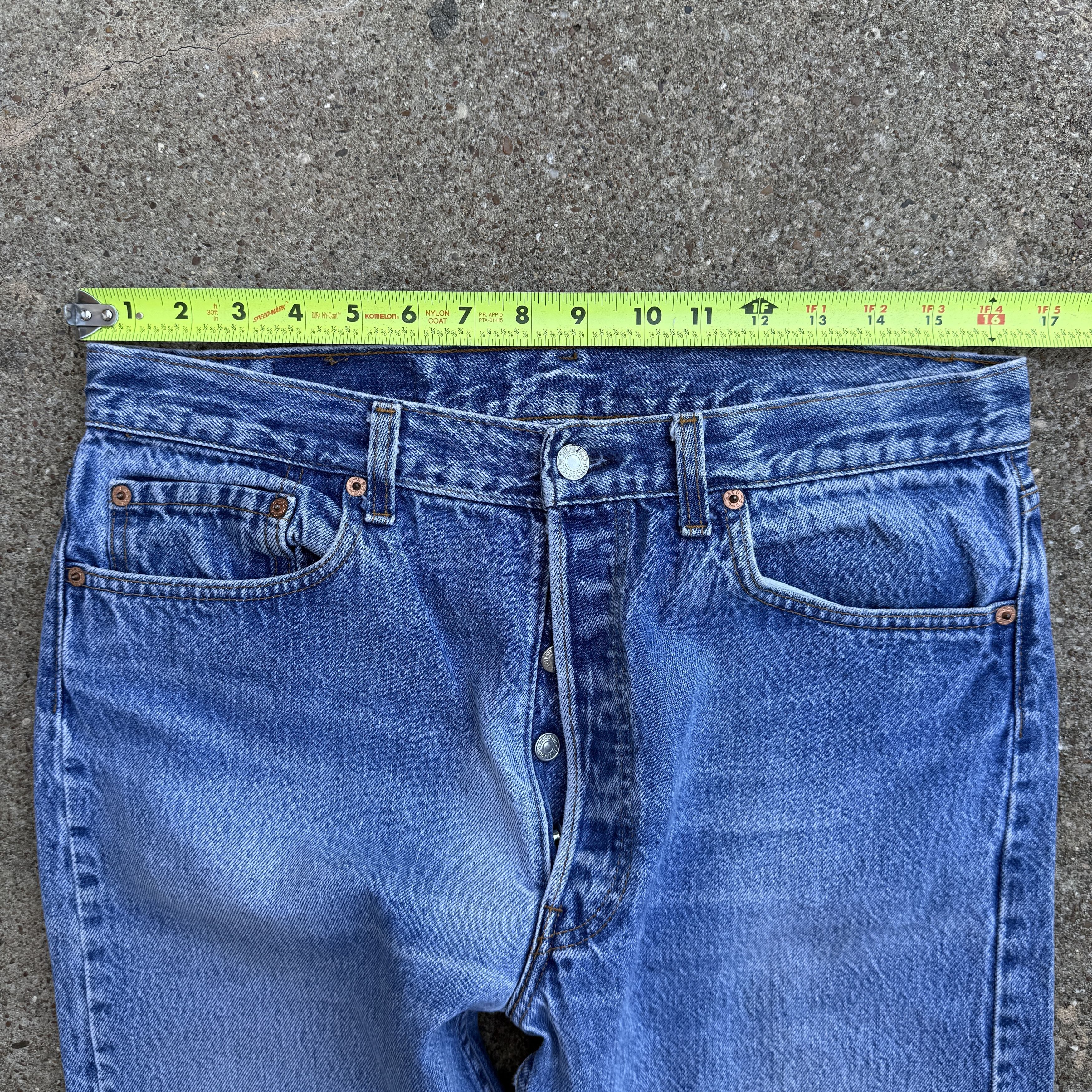 Levi's Vintage 90s Levis 501 Blue Button fly Denim Jeans Size US 33 - 7 Thumbnail