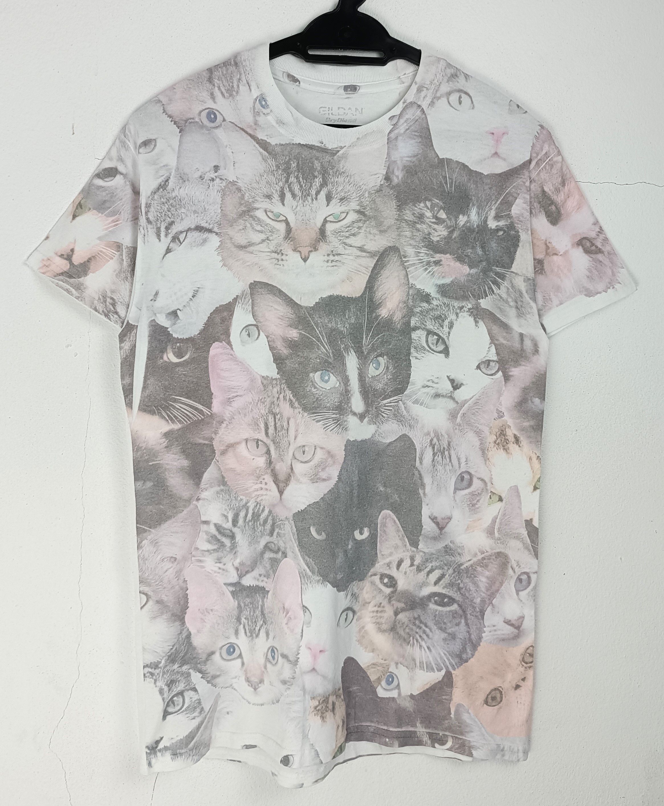 Other VINTAGE Y2K CAT AOP CUTE PAW DOG PET FULLPRINT VERY RARE Size US S / EU 44-46 / 1 - 3 Thumbnail