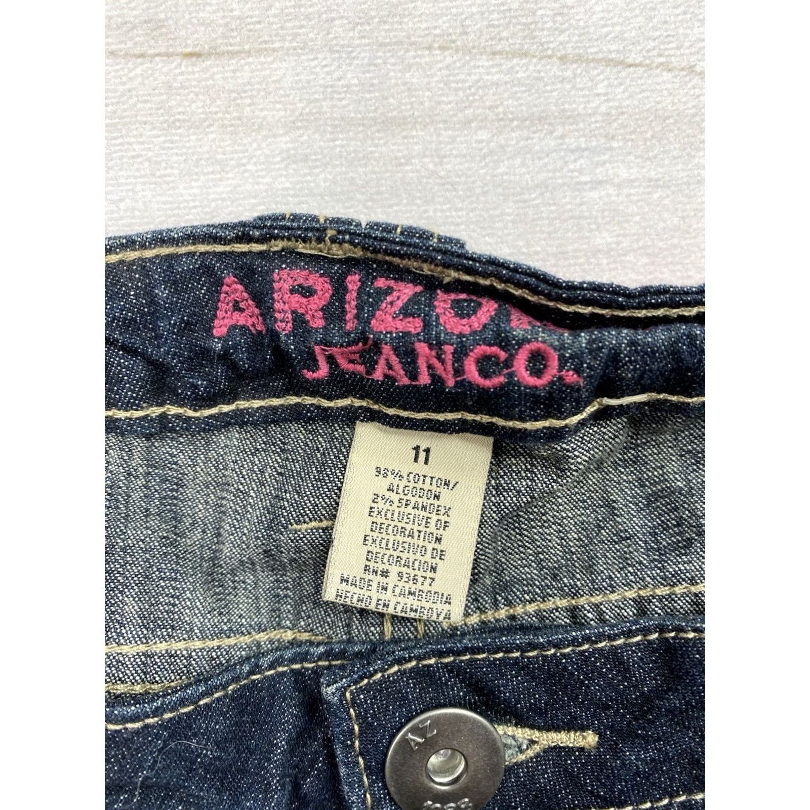 Vintage Vtg AriZona Jeans Co Shorts 11 Cuffed Distressed Stretch Denim Low Rise Y2K NWT Size 32" / US 10 / IT 46 - 3 Thumbnail
