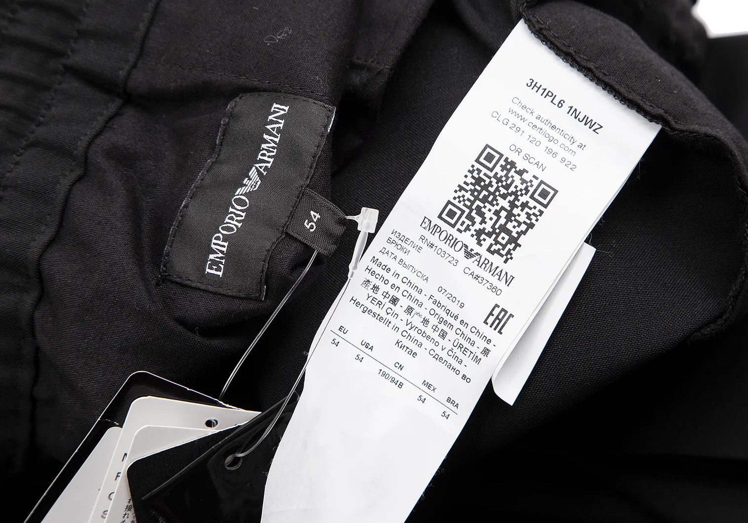 Emporio Armani Wool Blend Stretch Center Tuck Pants in Black Size 54 Size US 36 / EU 52 - 12 Thumbnail