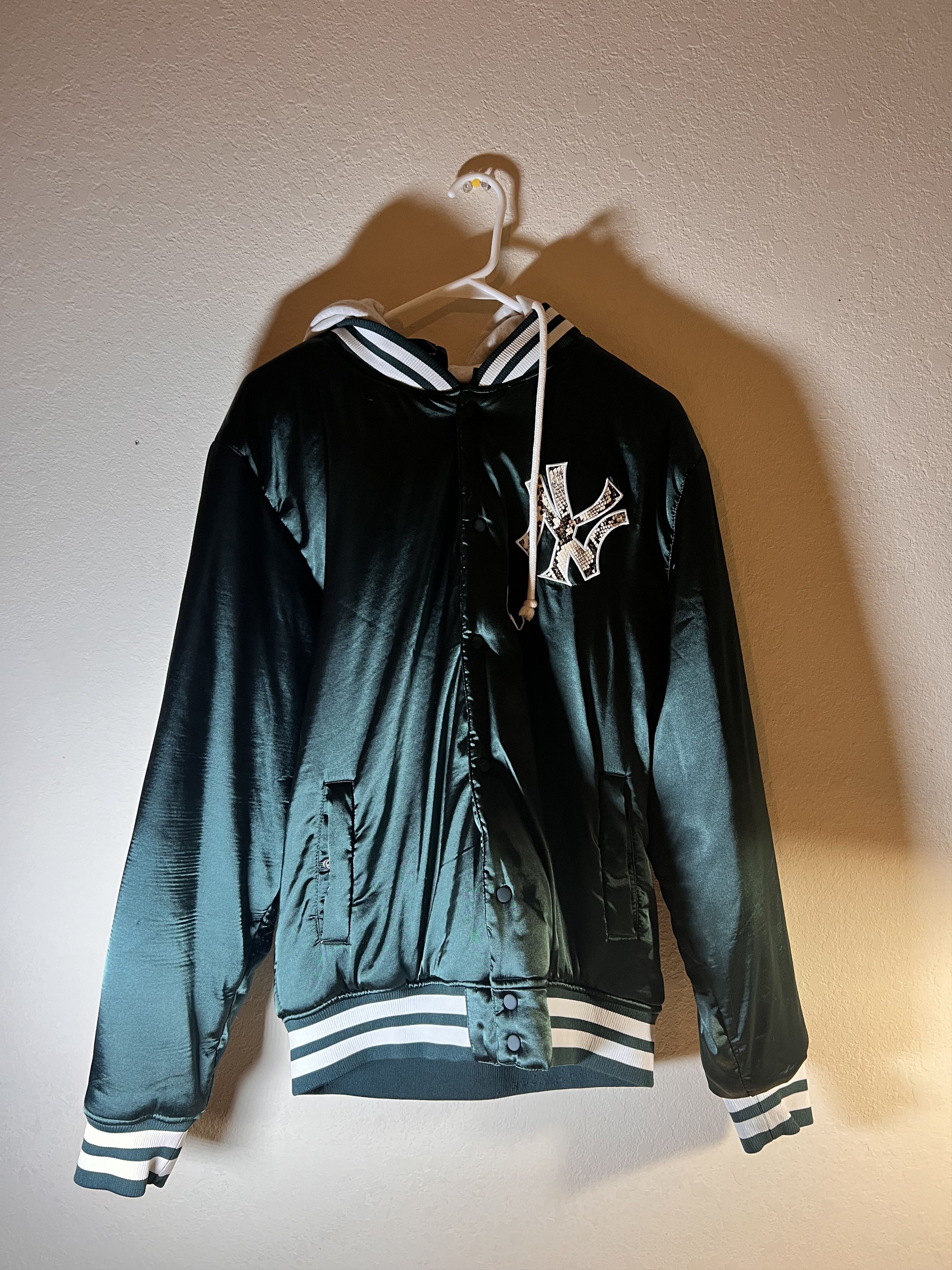 Kith × MLB Kith For Major League Baseball New York Yankees Gorman Size US L / EU 52-54 / 3 - 2 Thumbnail