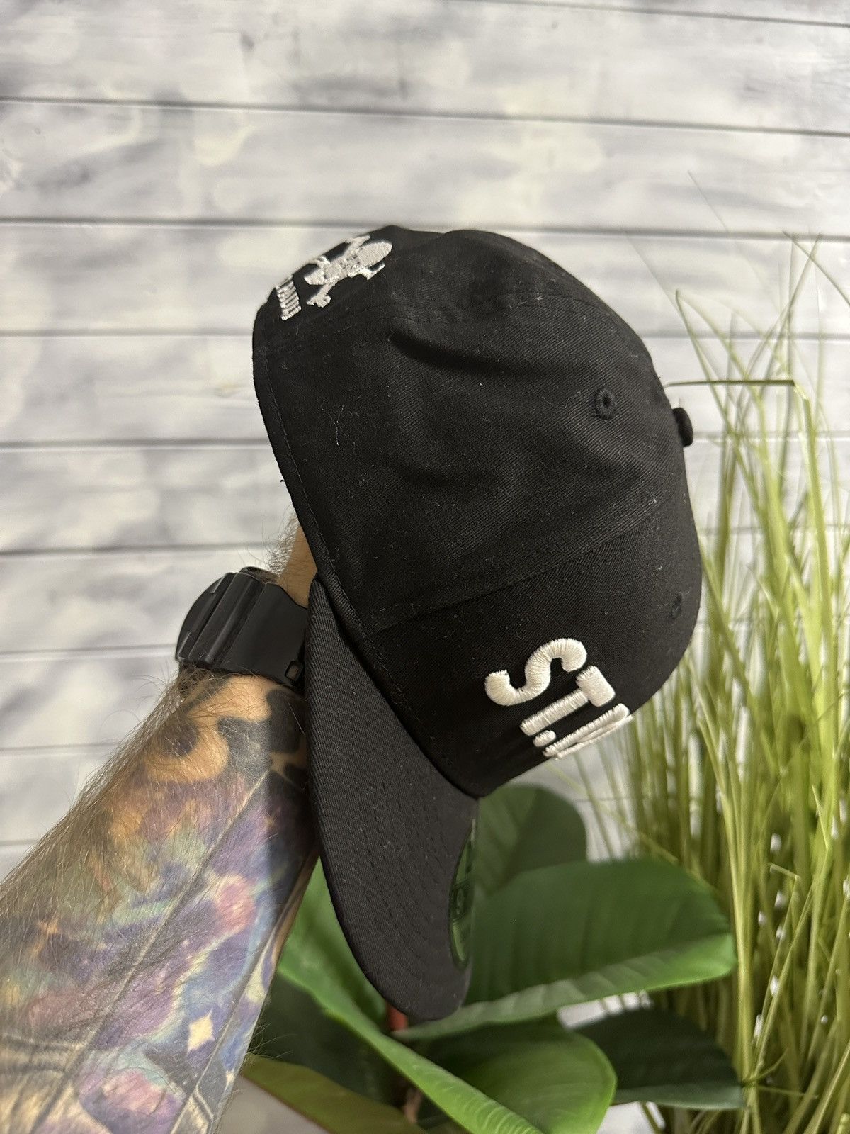 New Era Rare Cap ST. Pauli Skull Kopf Hat Y2K Soccer Size ONE SIZE - 4 Thumbnail