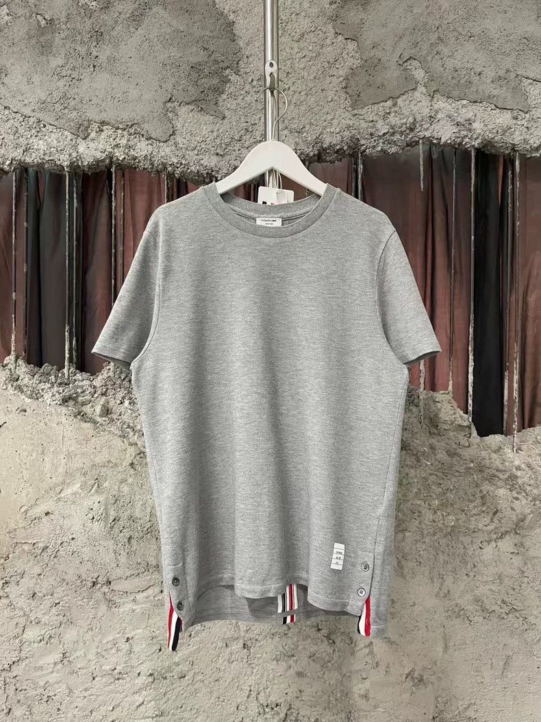 Thom Browne Thom Browne Short Sleeve T-Shirt-dmc Size US S / EU 44-46 / 1 - 1 Thumbnail