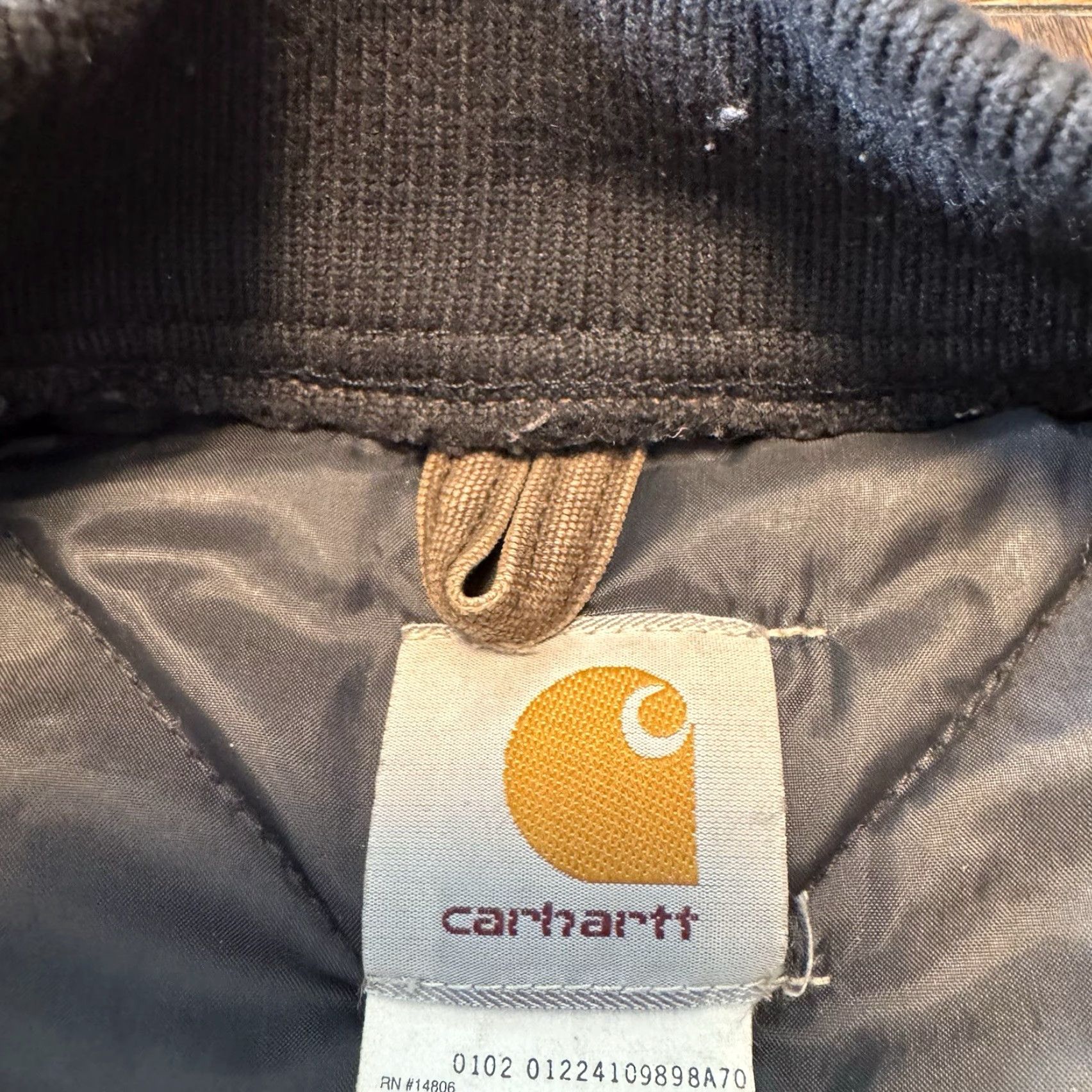 Carhartt VINTAGE Carhartt Duck Canvas Vest XL Union Railroad J V02 CHT Quilt Lined USA Men XL Brown Quilted Zipper Logo USMade Size US XL / EU 56 / 4 - 5 Thumbnail