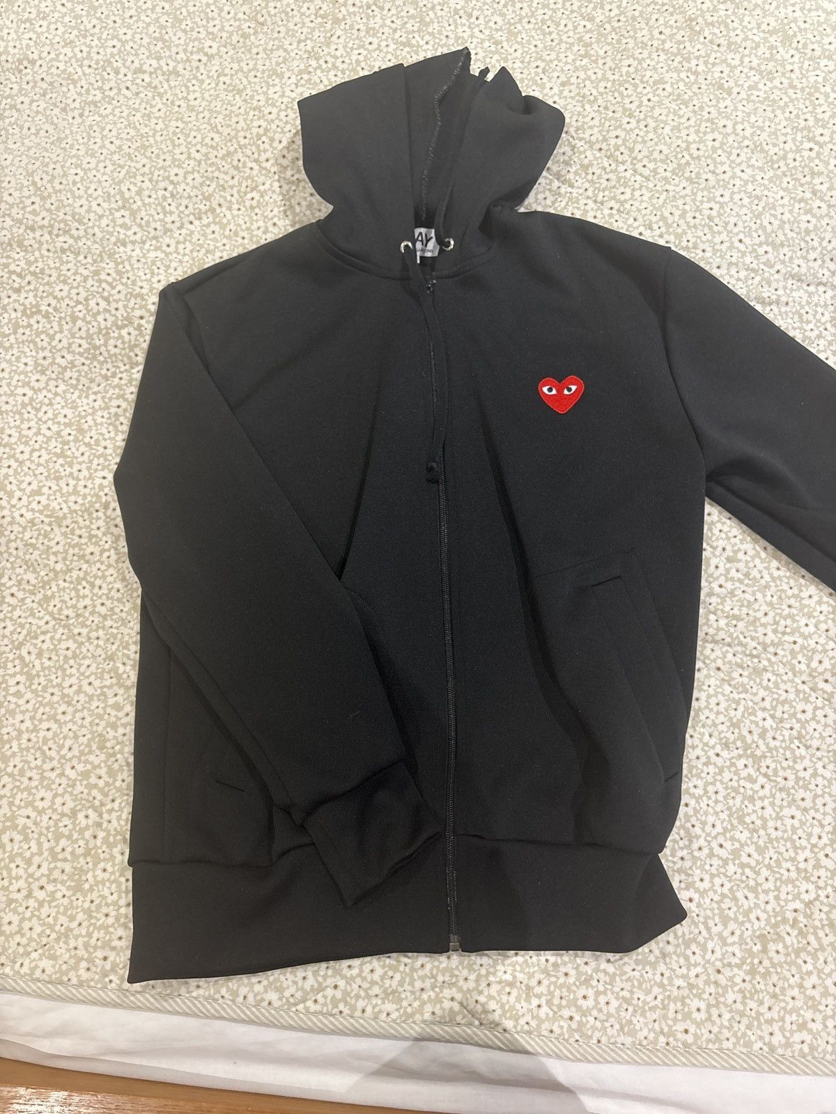 Comme des Garcons Comme des Garçons Play Hoodie Size US M / EU 48-50 / 2 - 1 Thumbnail