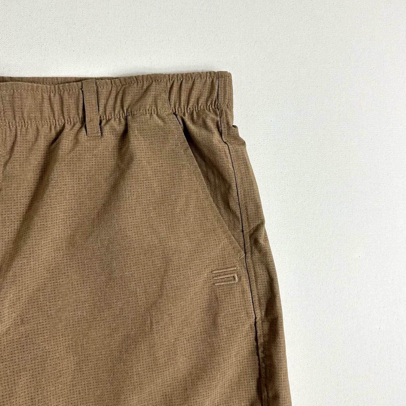 Vintage Three Sixty Six Shorts Mens 38 Brown Chino Flat Front Elastic Waist Pocket Slim? Size US 38 / EU 54 - 6 Thumbnail