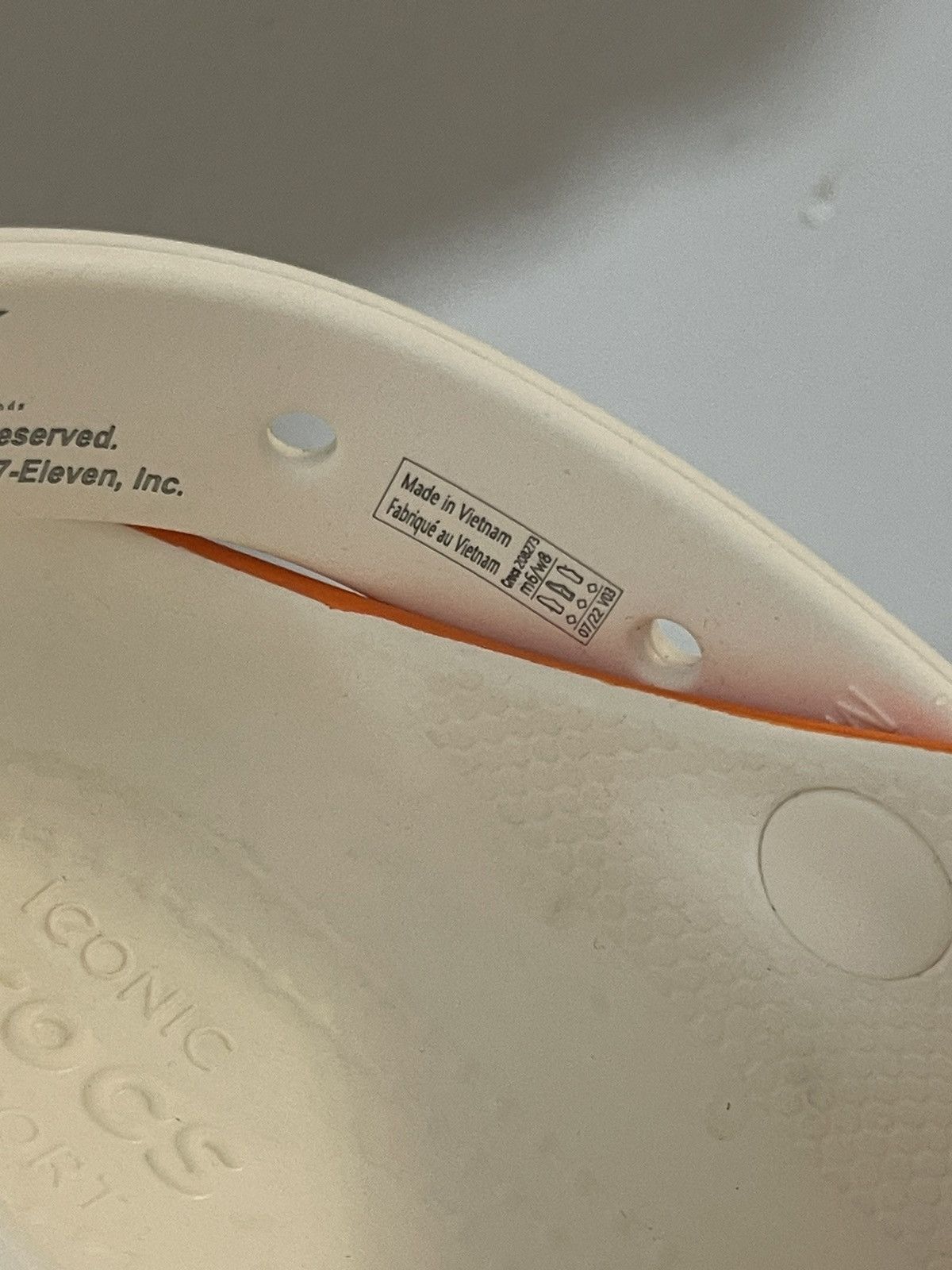 Crocs Crocs Mega Crush Clog 7-Eleven Orange Women’s 8 Size US 8 / IT 38 - 14 Thumbnail