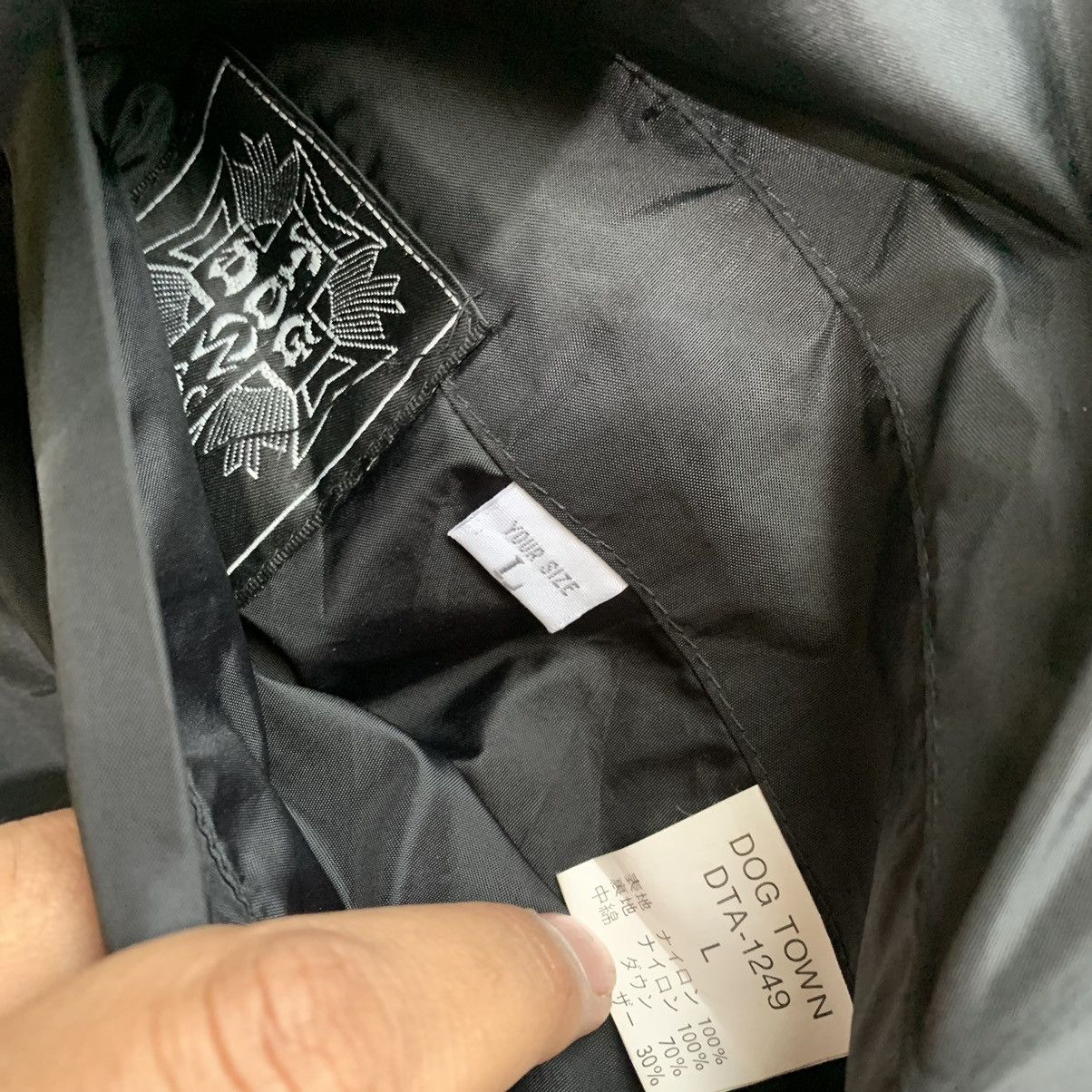 Dogtown Vtg Dogtown Big Cross Logo Reversible Puffer Jackets Black Size US L / EU 52-54 / 3 - 9 Thumbnail