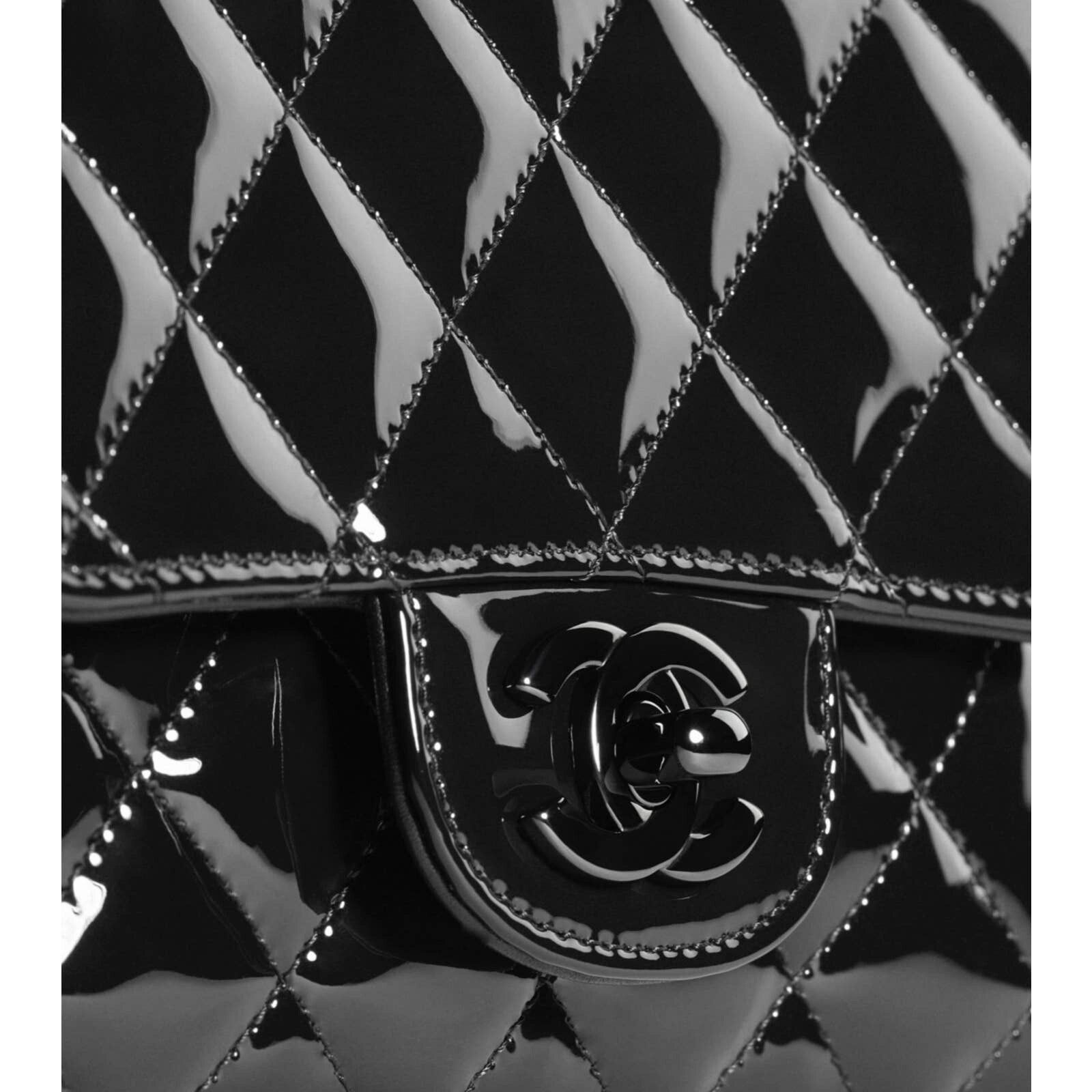 Chanel Chanel 21B So Patent Flap Mini Quilted Chain Crossbody Bag Size ONE SIZE - 5 Thumbnail