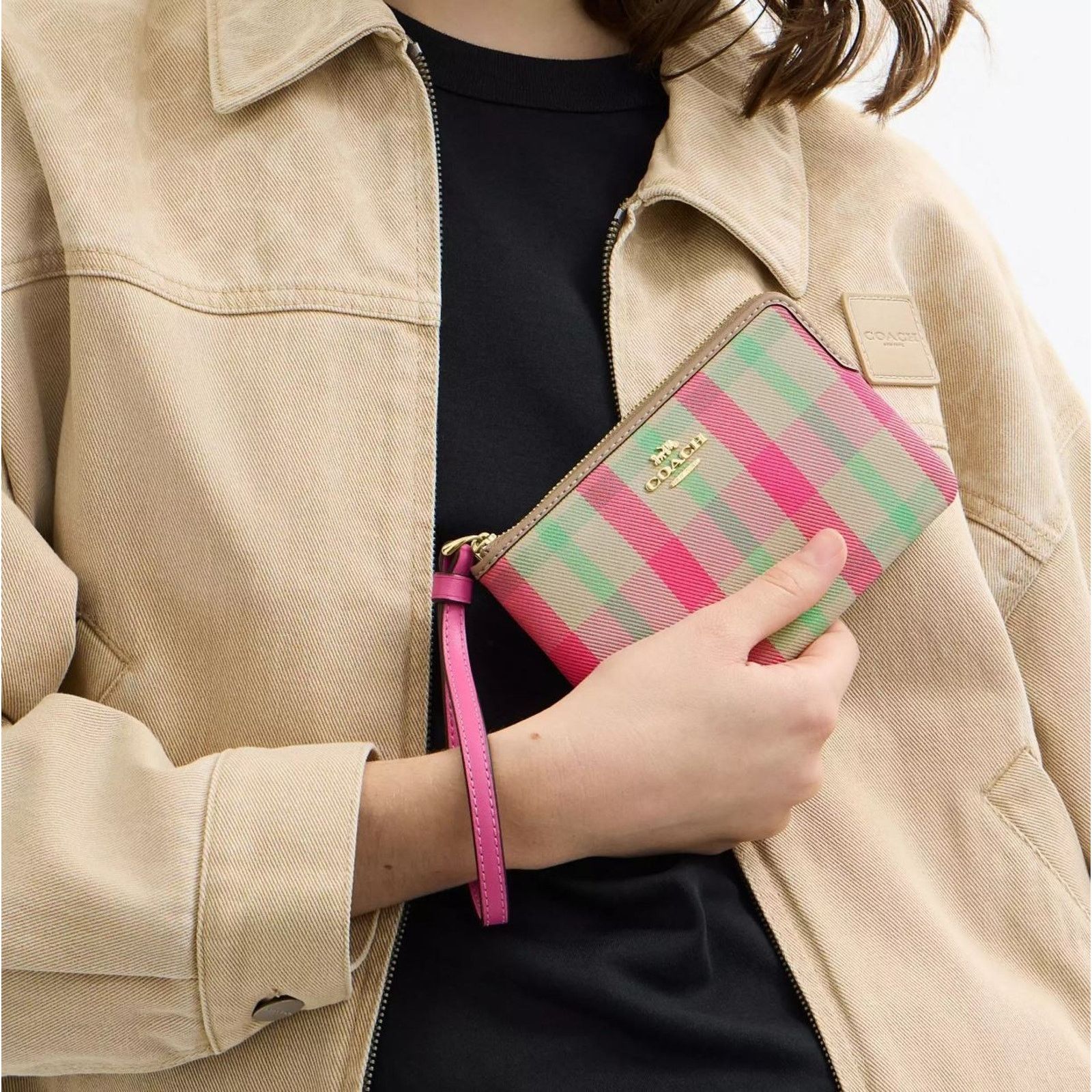 Coach NWT Coach CBP18 Corner Zip Wristlet Plaid IM/Pink Multi Gold Size ONE SIZE - 4 Thumbnail