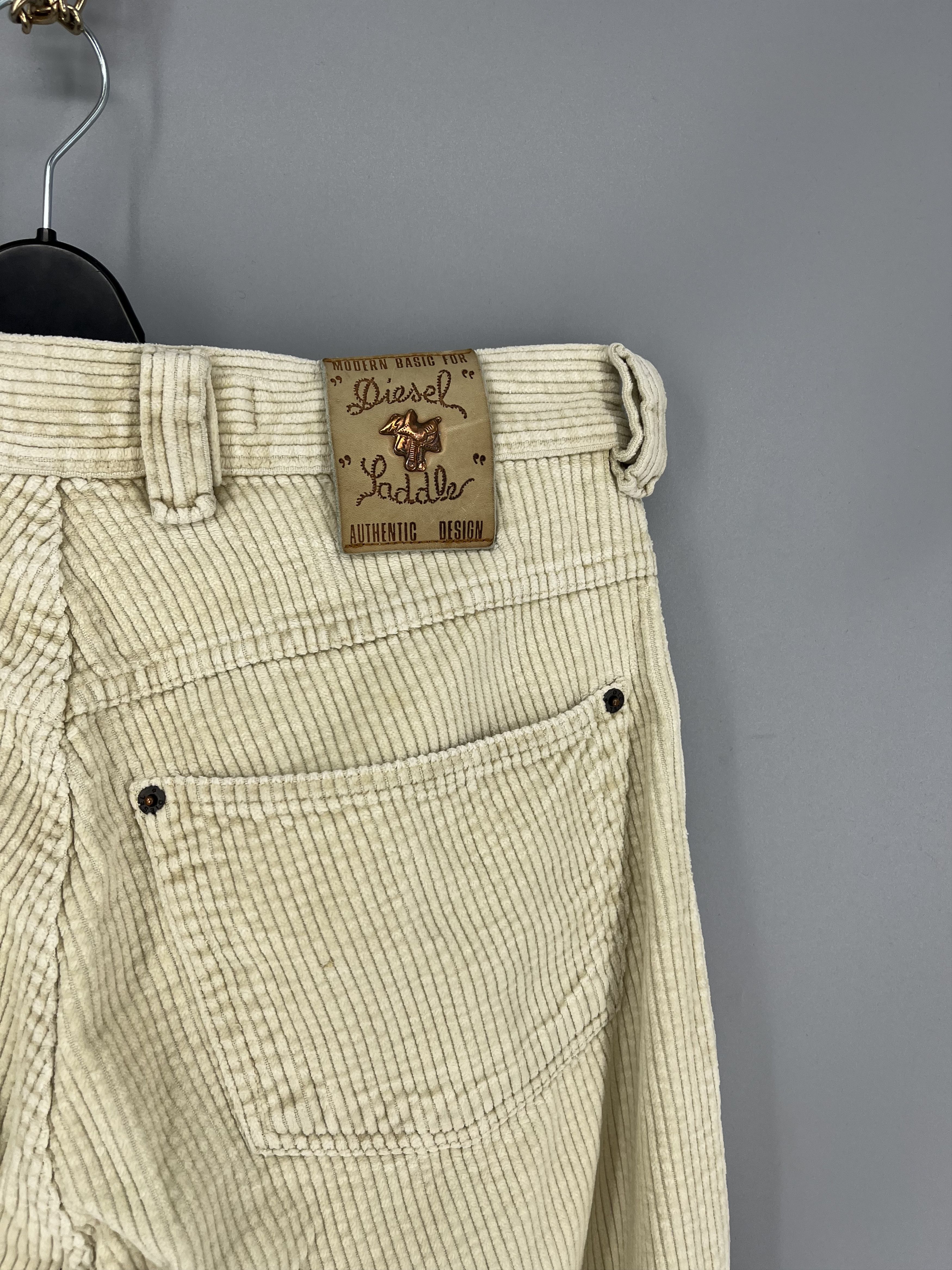 Diesel Vintage Diesel Basic Velvet Jeans Size 31 Size US 31 - 11 Thumbnail