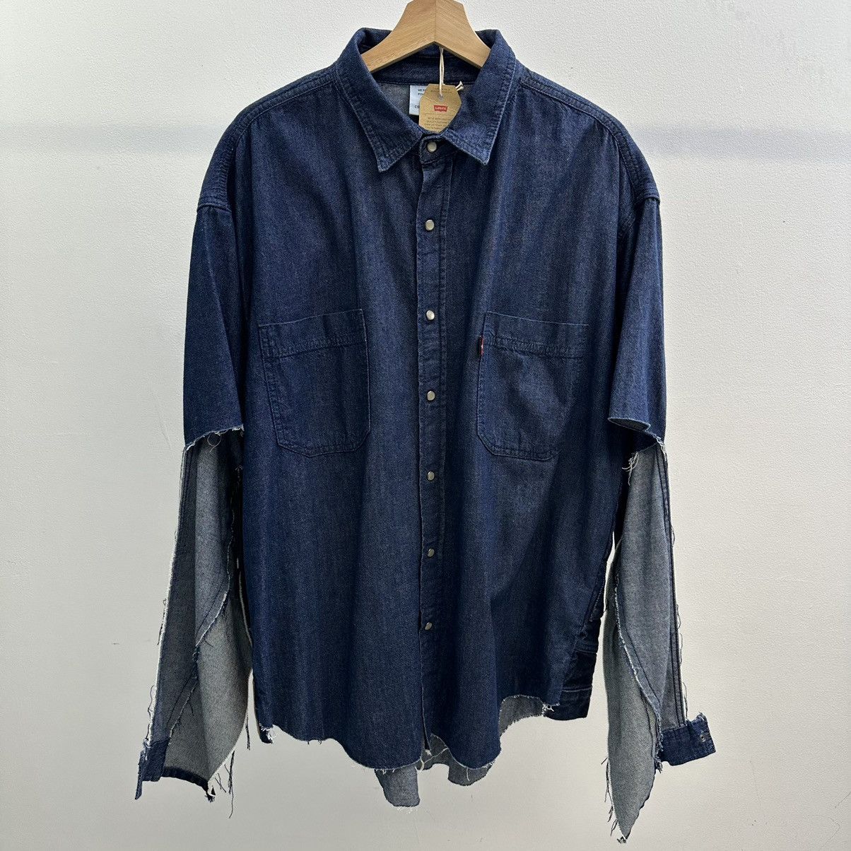 image of Vetements Levis Reconstructed Button Up in Blue, Men's (Size XS)